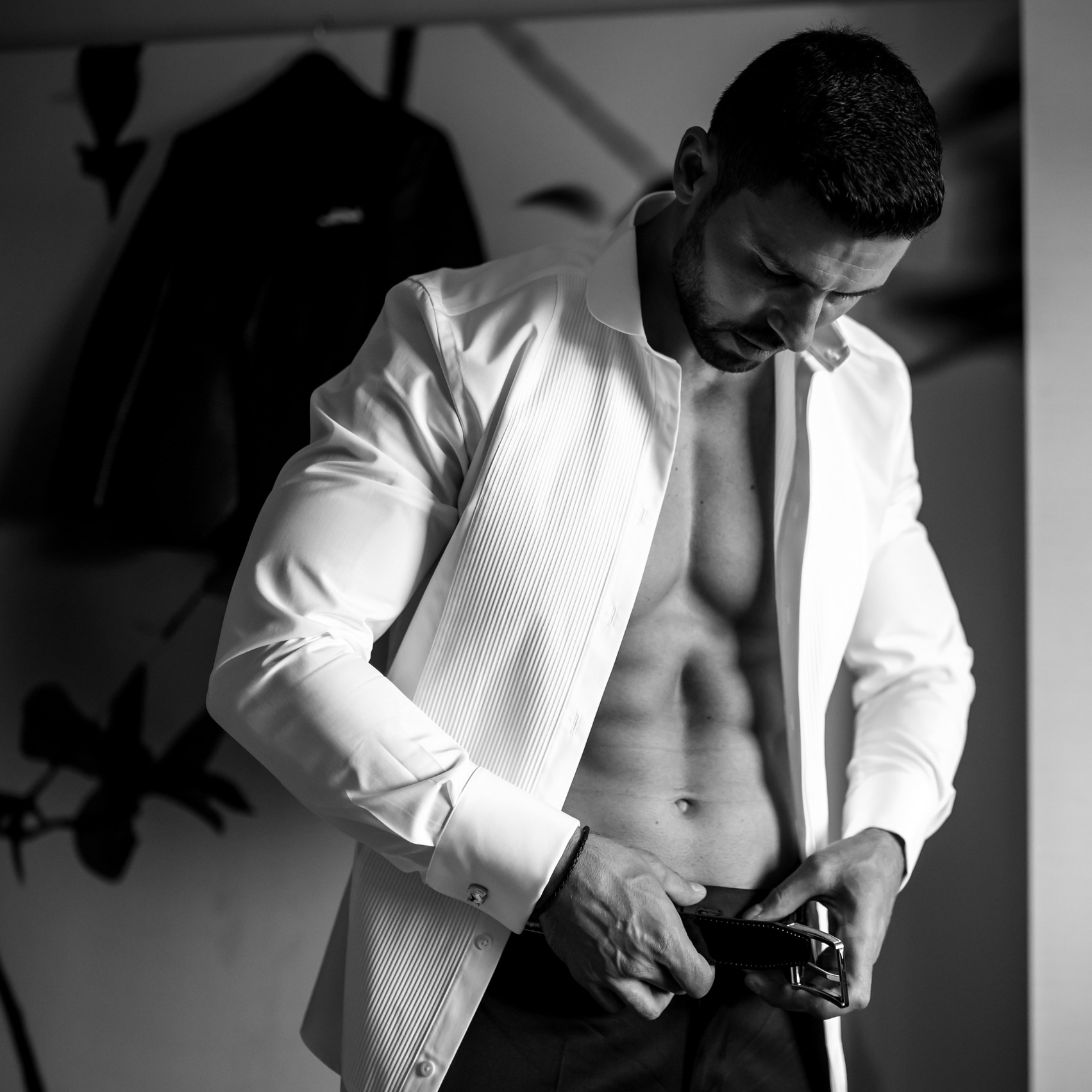 mire pregatiri fotografie alb negru detalii emotionale