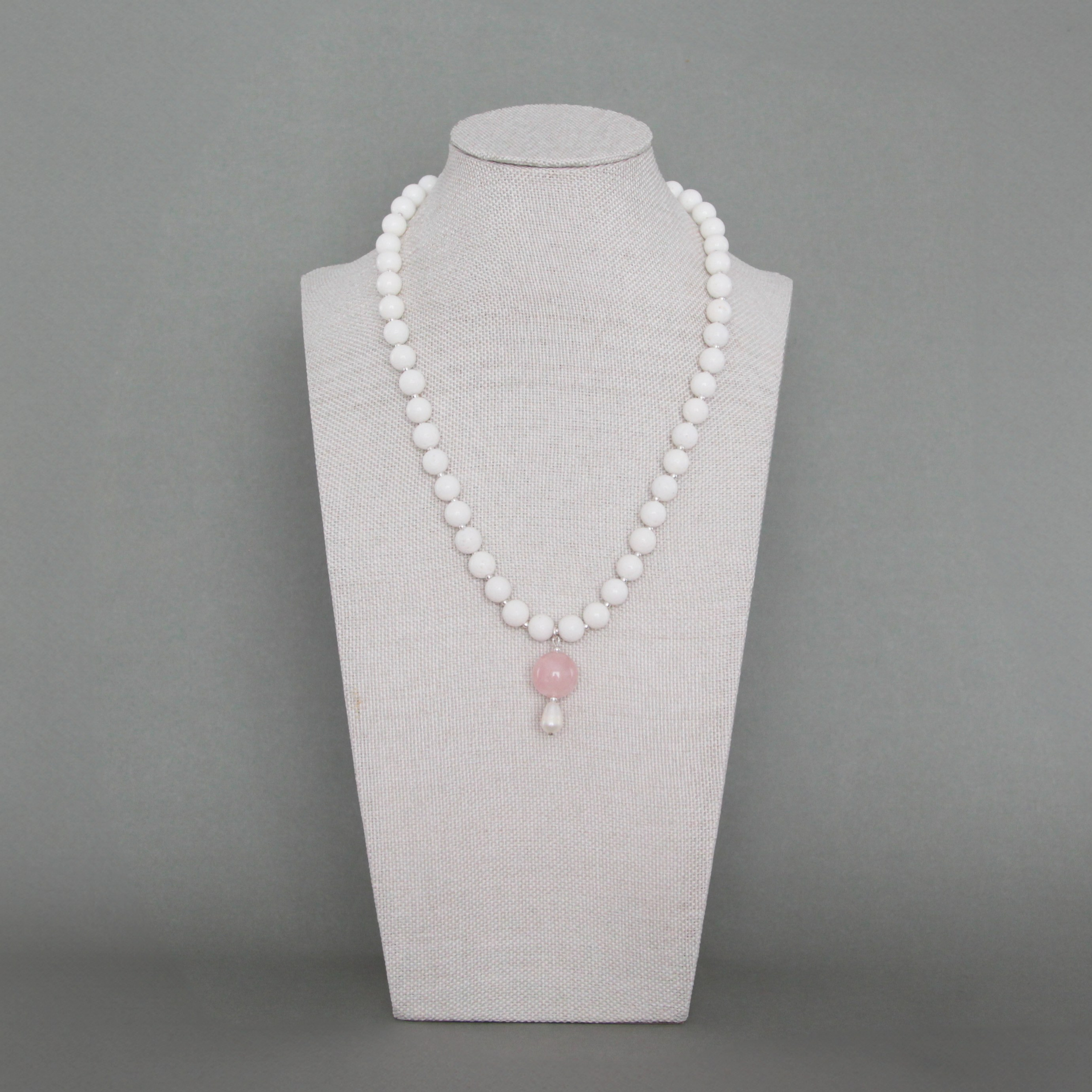 Modern Jewelry. Современнные и актикварные украшения в Барселоне, Москве и Санкт-Петербурге