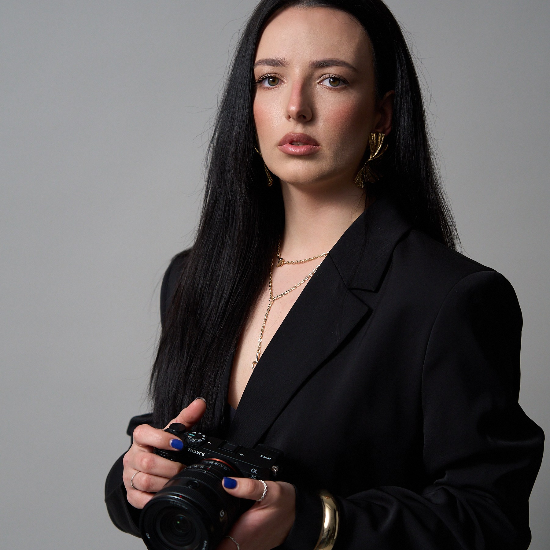 About Me. Wedding Photographer in Dublin Miruna Daiana