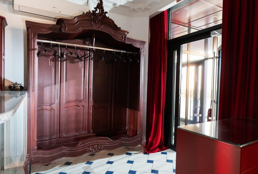 ZA POBEDOY FEEDING BAR