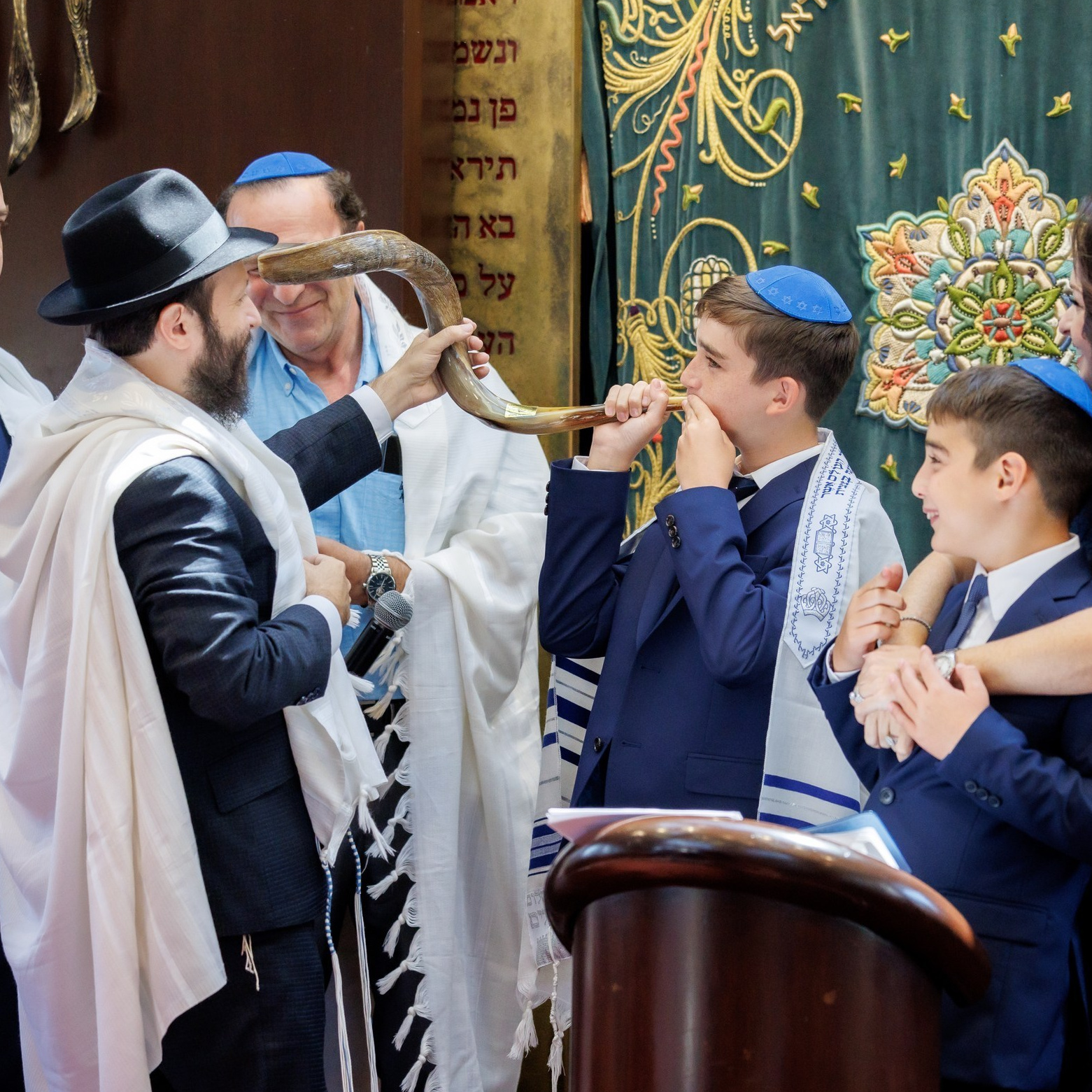 Bat & Bar Mitzvah Galleries. Mazal Tov Studio