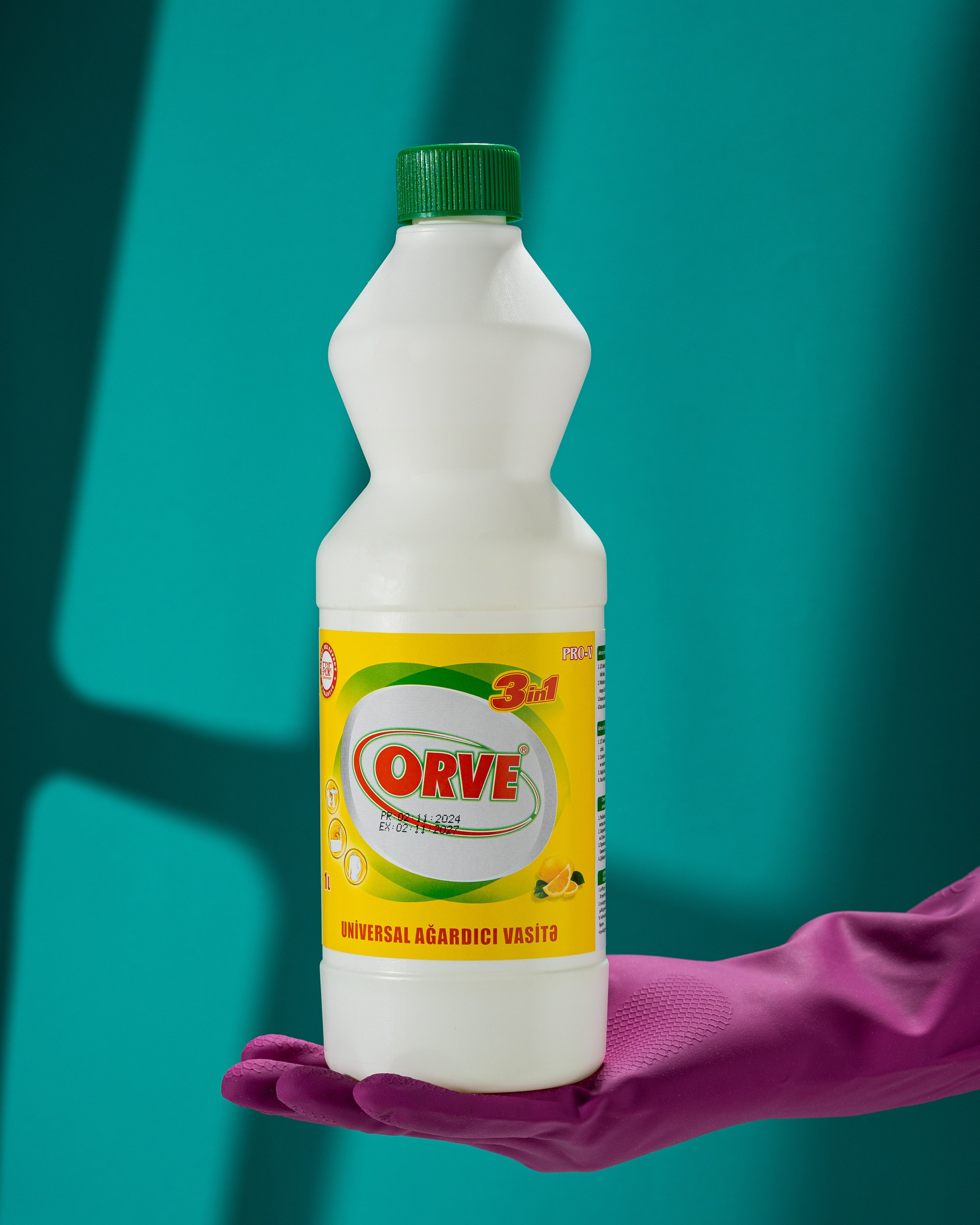 Simmetrik və balanslı düzülüşlə çəkilmiş məhsul fotoşəkli