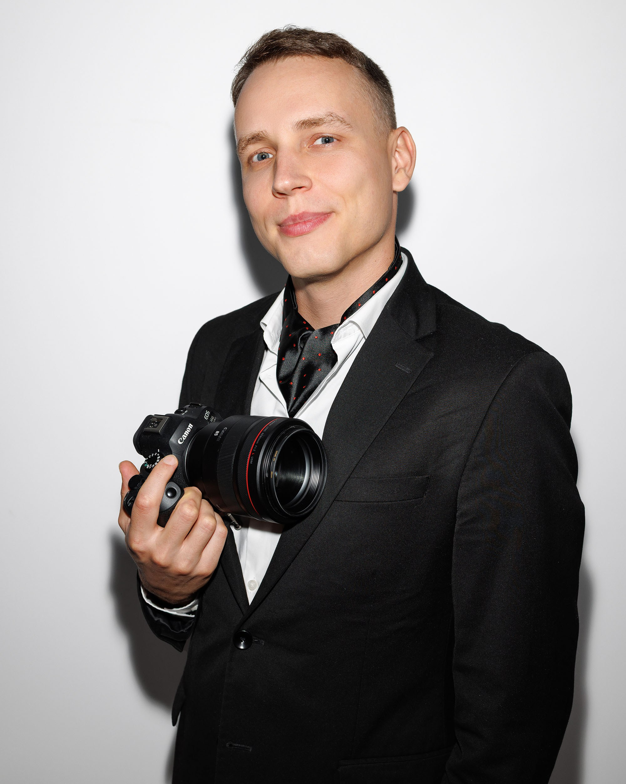 Evgeniy Osokin Toronto Wedding Photographer Editorial&Candid