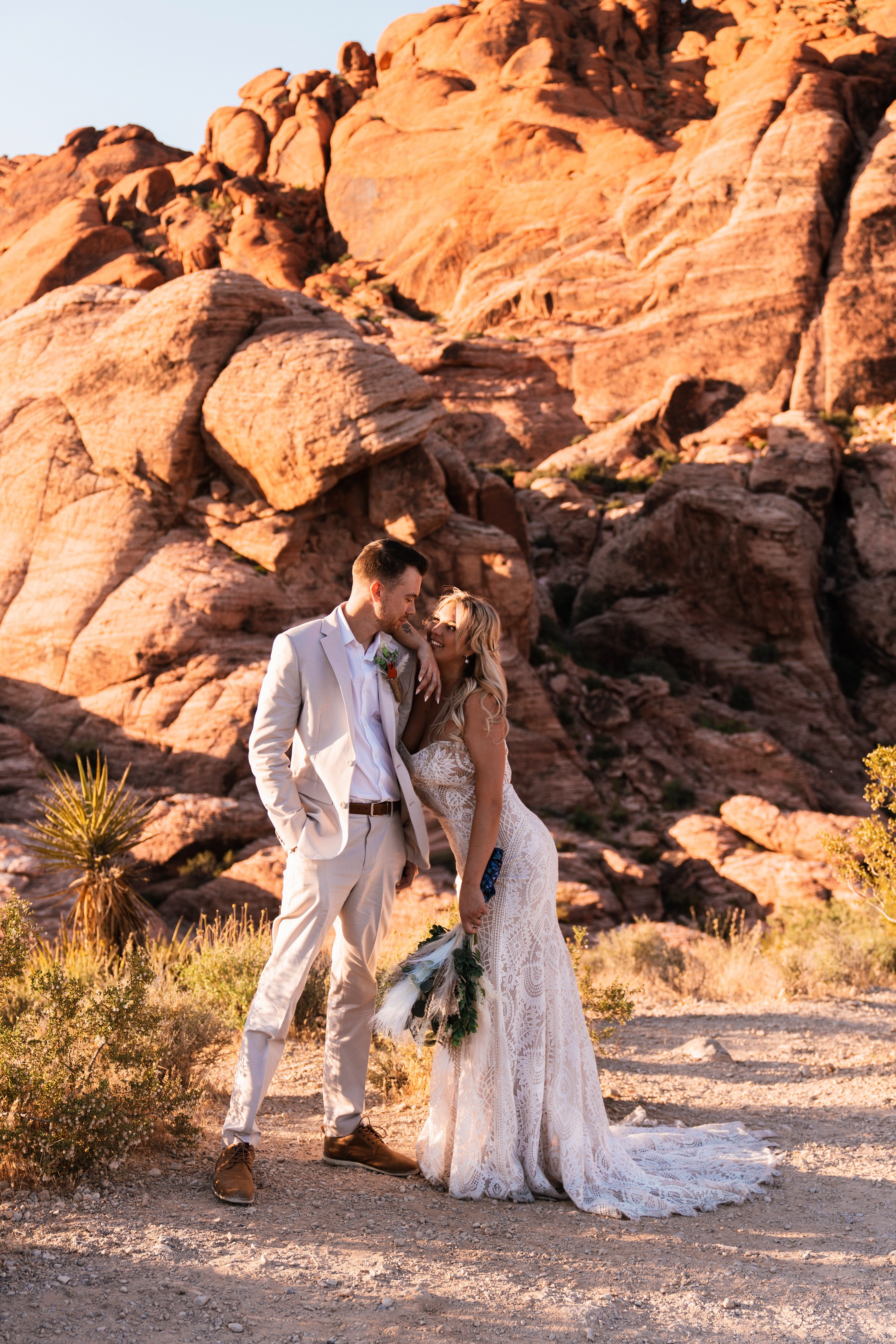 Wedding & elopement photographer Viktoriya Kravtsov. Las Vegas