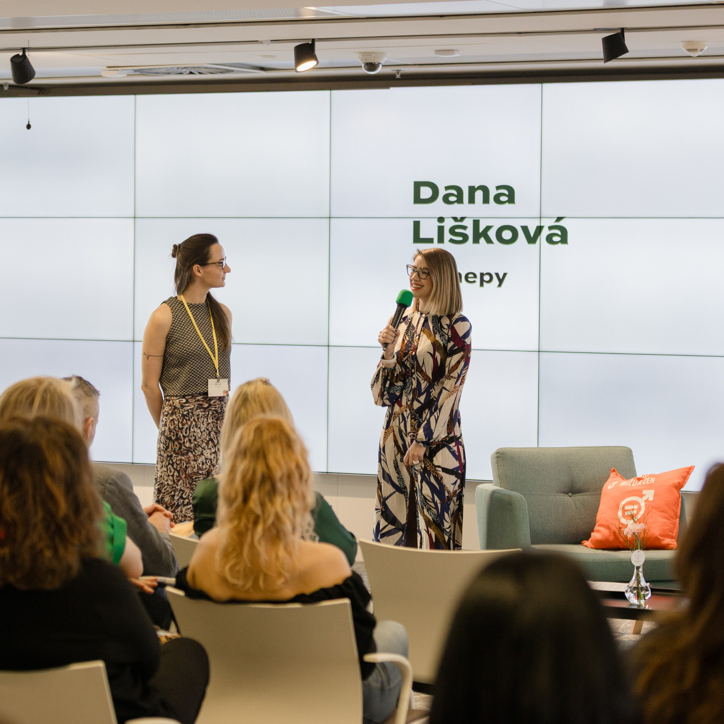 O MNĚ. Dana Lišková — photographer based in Prague