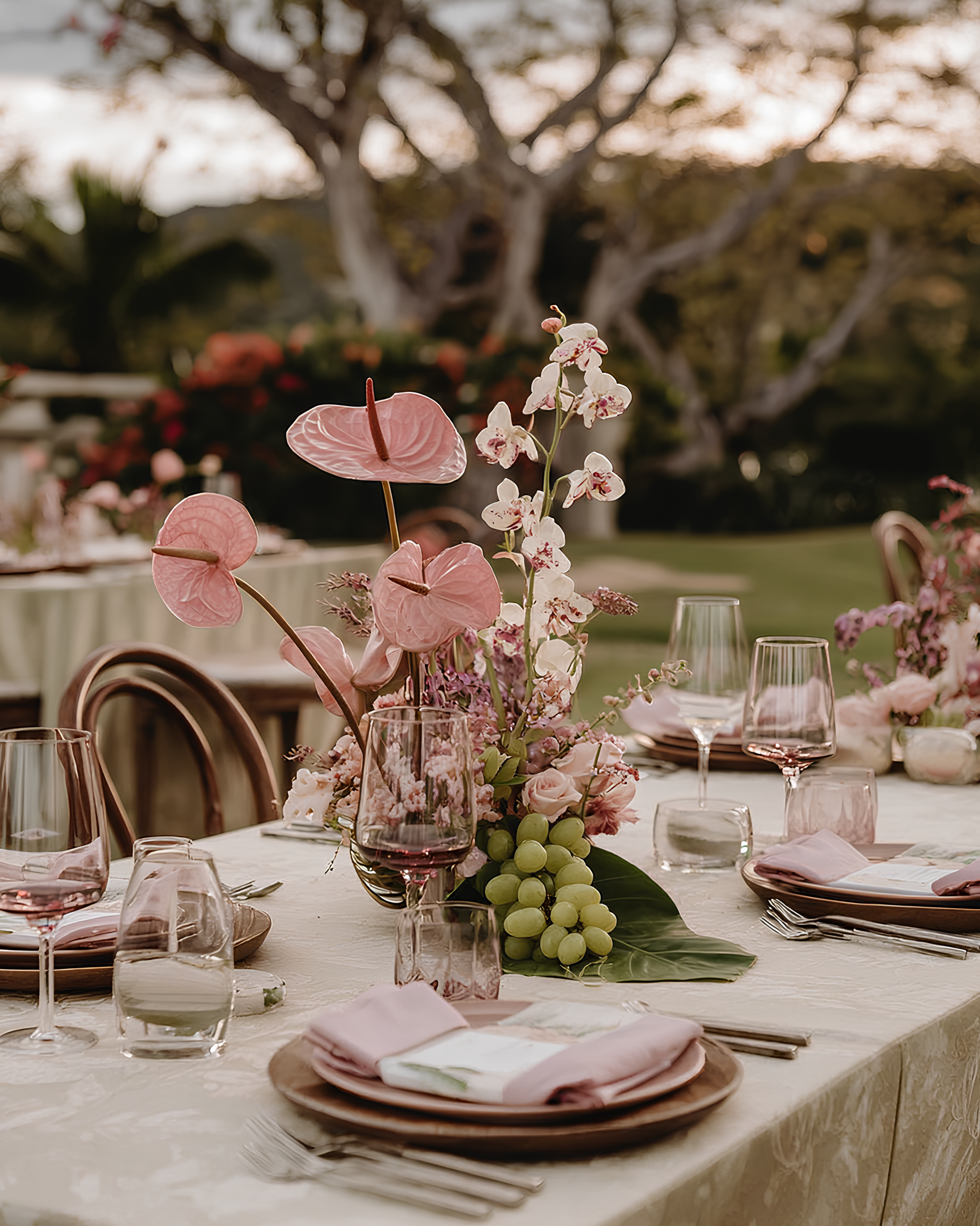 ЦВЕТОЧНОЕ ОФОРМЛЕНИЕ СТОЛОВ ДЛЯ ЛЕТНИХ СВАДЕБ В БОДРУМЕ. Элиана Плотская — организация свадеб и мероприятий в Бодруме и Стамбуле