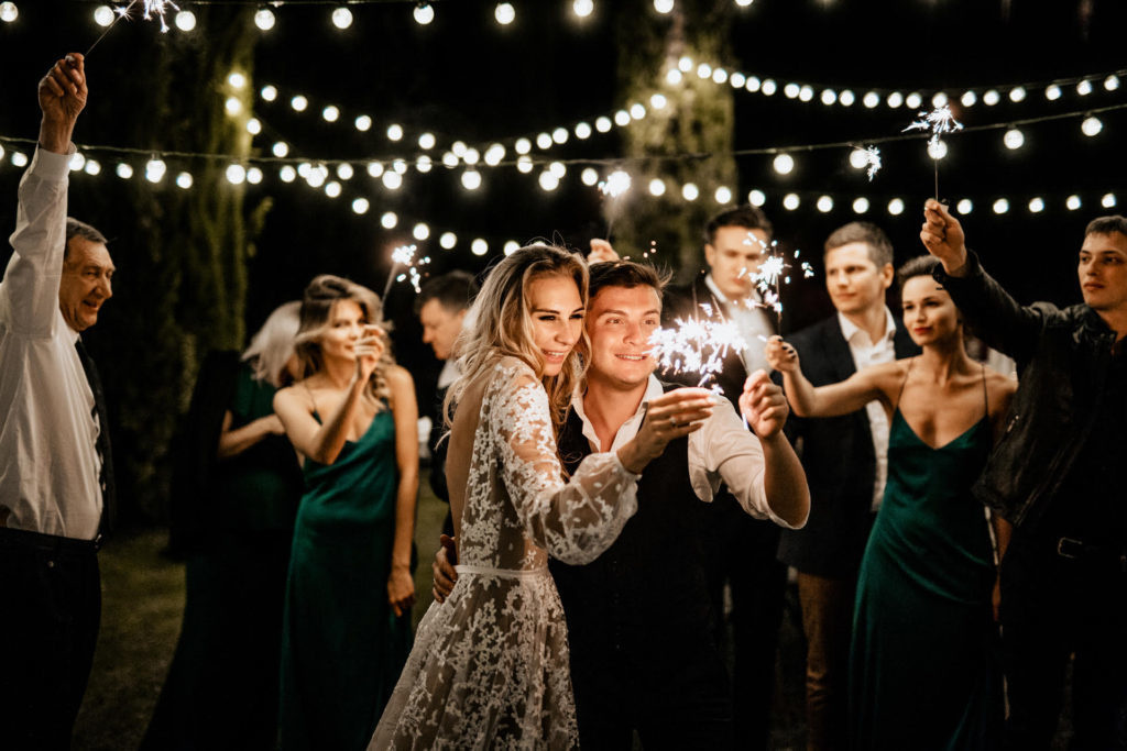 ЦЕНА СВАДЬБЫ 2020. СКОЛЬКО СТОИТ ОРГАНИЗОВАТЬ СВАДЬБУ В ДНЕПРЕ (РАСЧЕТЫ). Олексій Ревуцький - весільний та сімейний фотограф