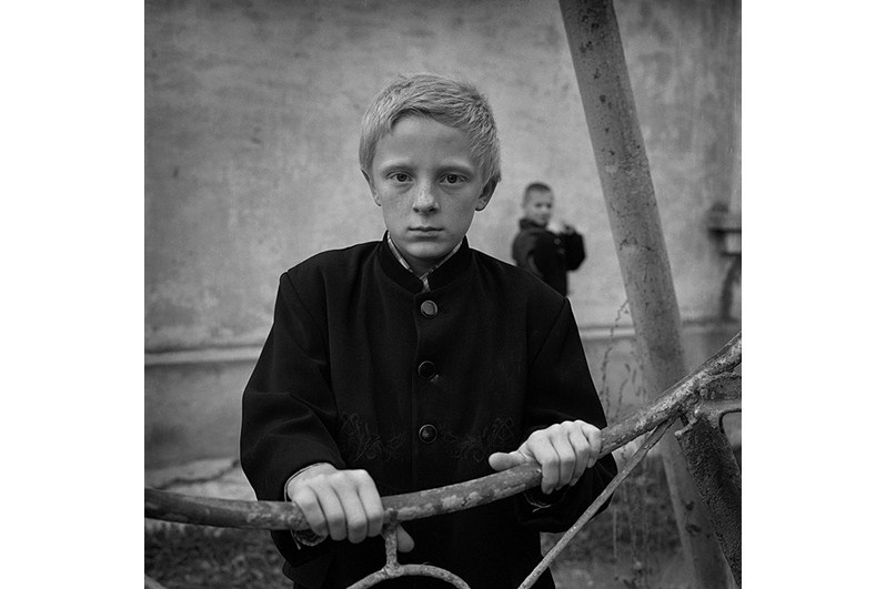 © Oleg Videnin / Portraits from the Outskirts
