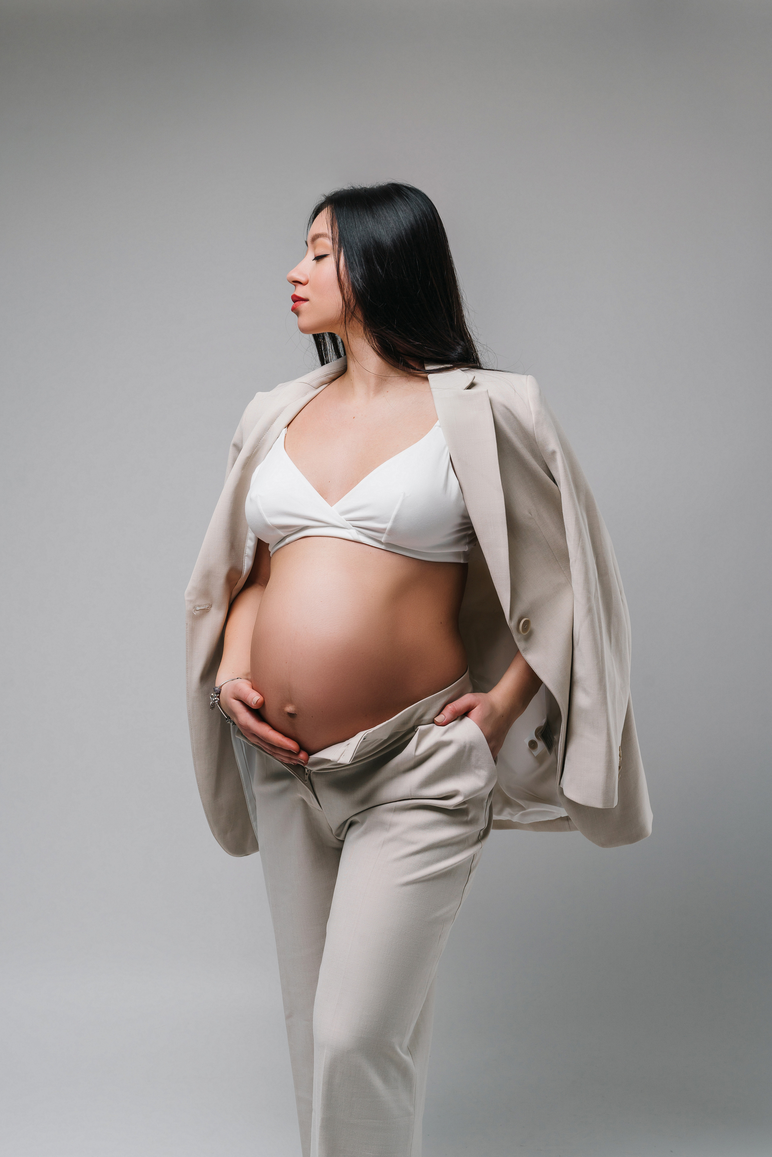 photoshoot in west drayton, united kingdom photos, photo studio hayes, maternity photographer, maternity photoshoot in London