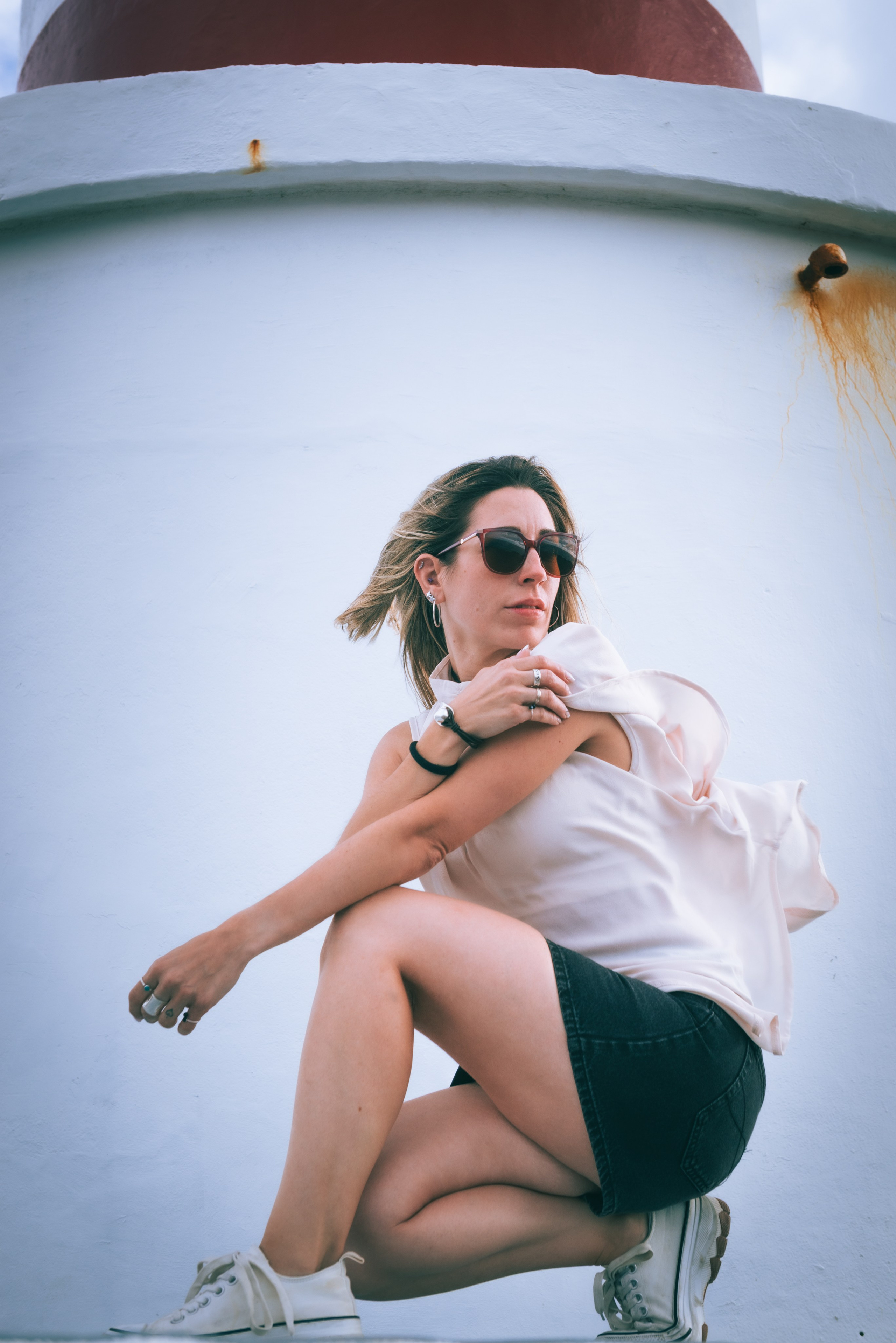 Entre luz y actitud: fotografía editorial en clave urbana. Migui Expressive, fotógrafo en Foto Suárez Robaina / Especialista en bodas, comuniones y retratos en Telde, Gran Canaria