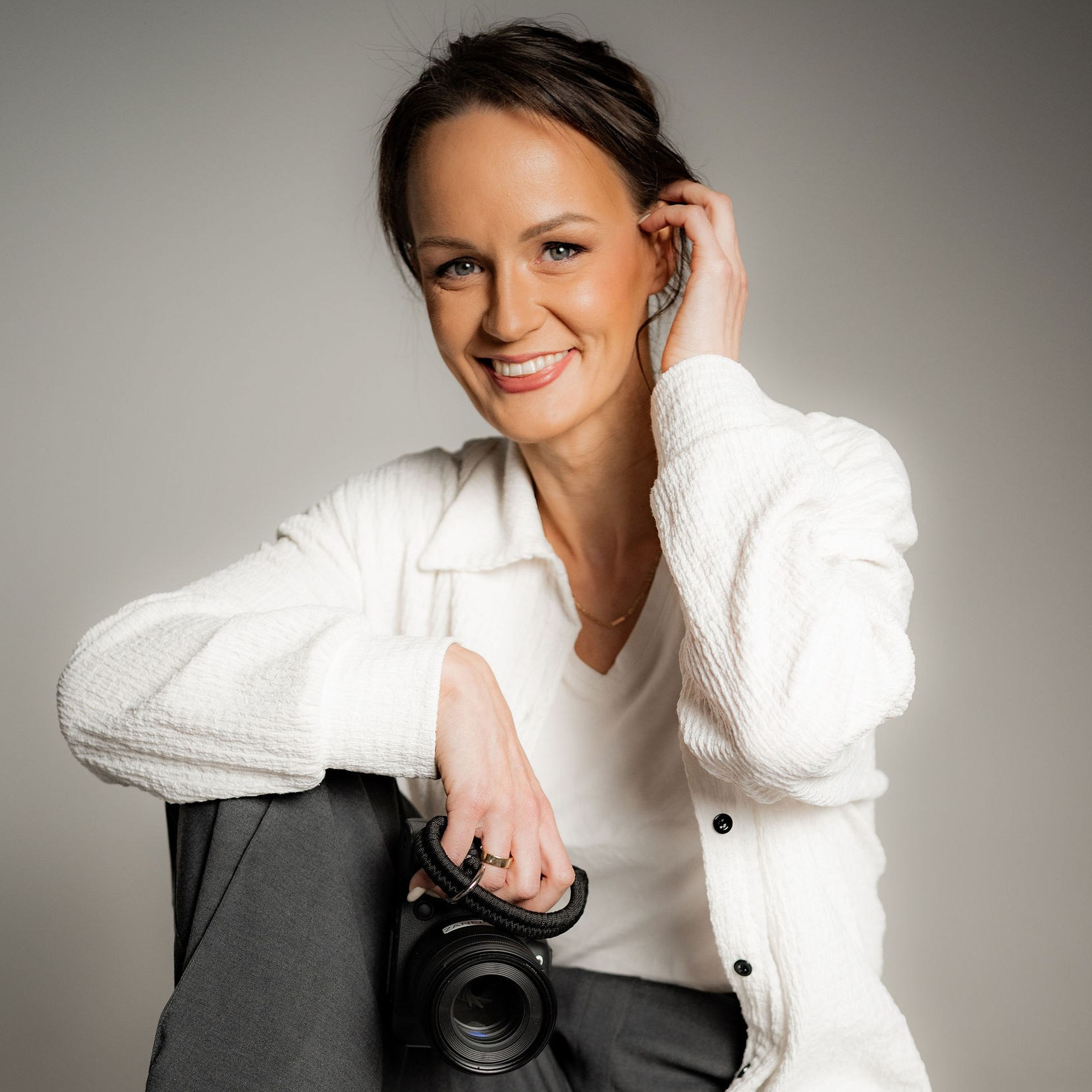 PIESAKIES FOTOSESIJAI - VĪRIEŠIEM. Portretu fotosesija Rīgā| Biznesa portretu foto | Korporatīvās un darbinieku fotosesijas | Pasākumu fotogrāfs | Produktu fotogrāfs