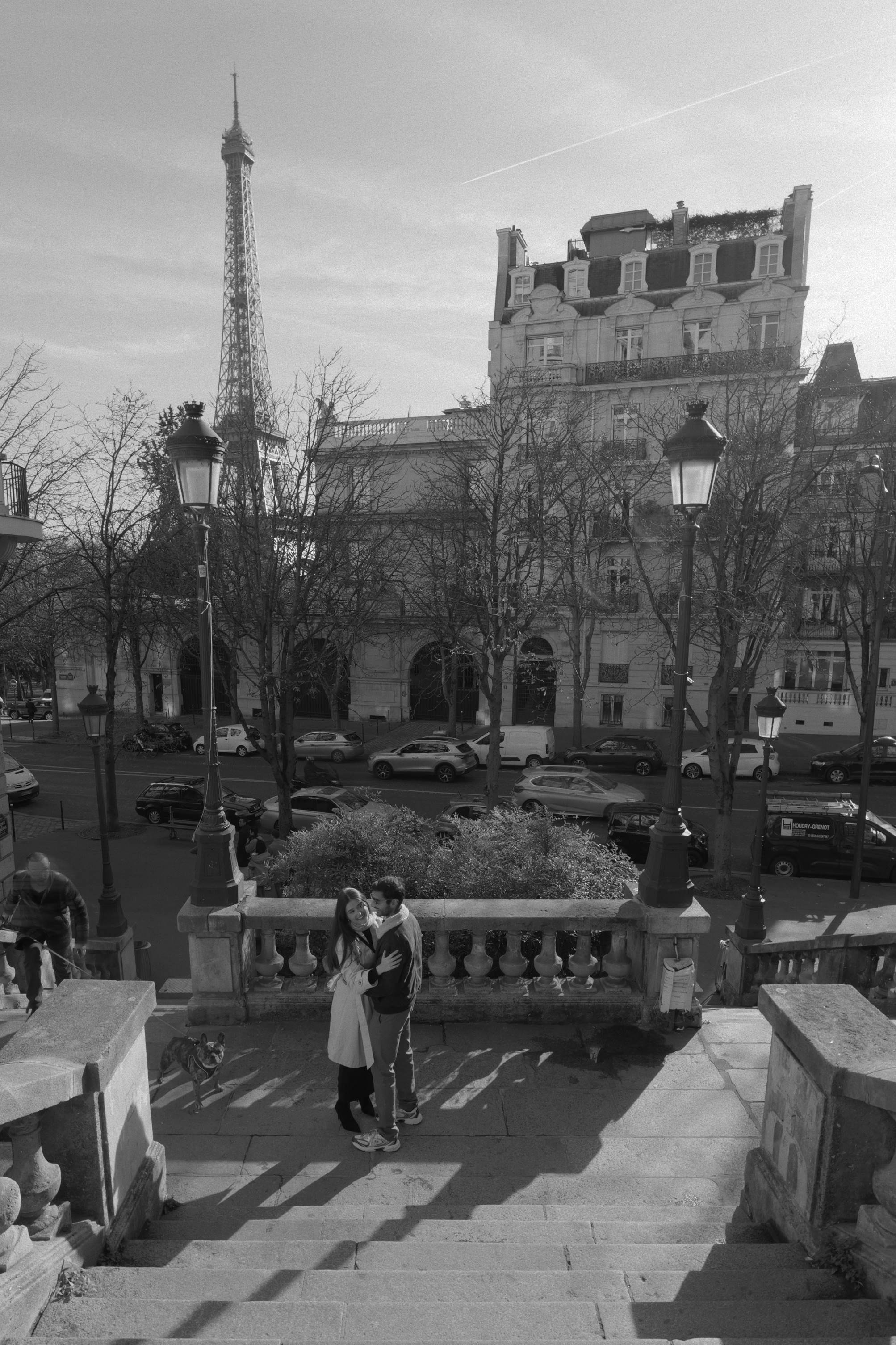 EiffelTower. Lifestyle & Travel Portrait photography in Paris Shyl