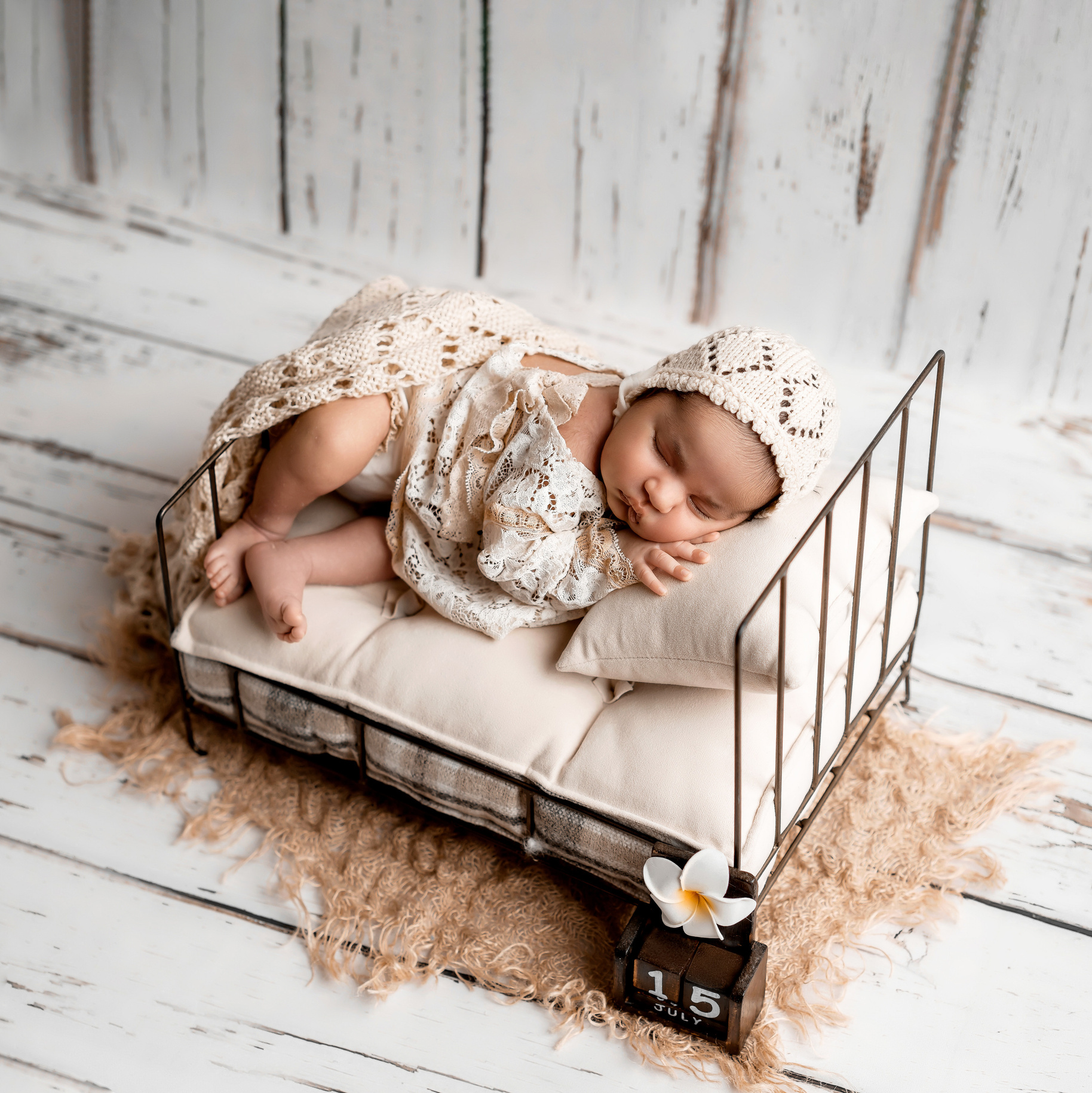 PRICING. Christchurch maternity and newborn photographer Julia Gast