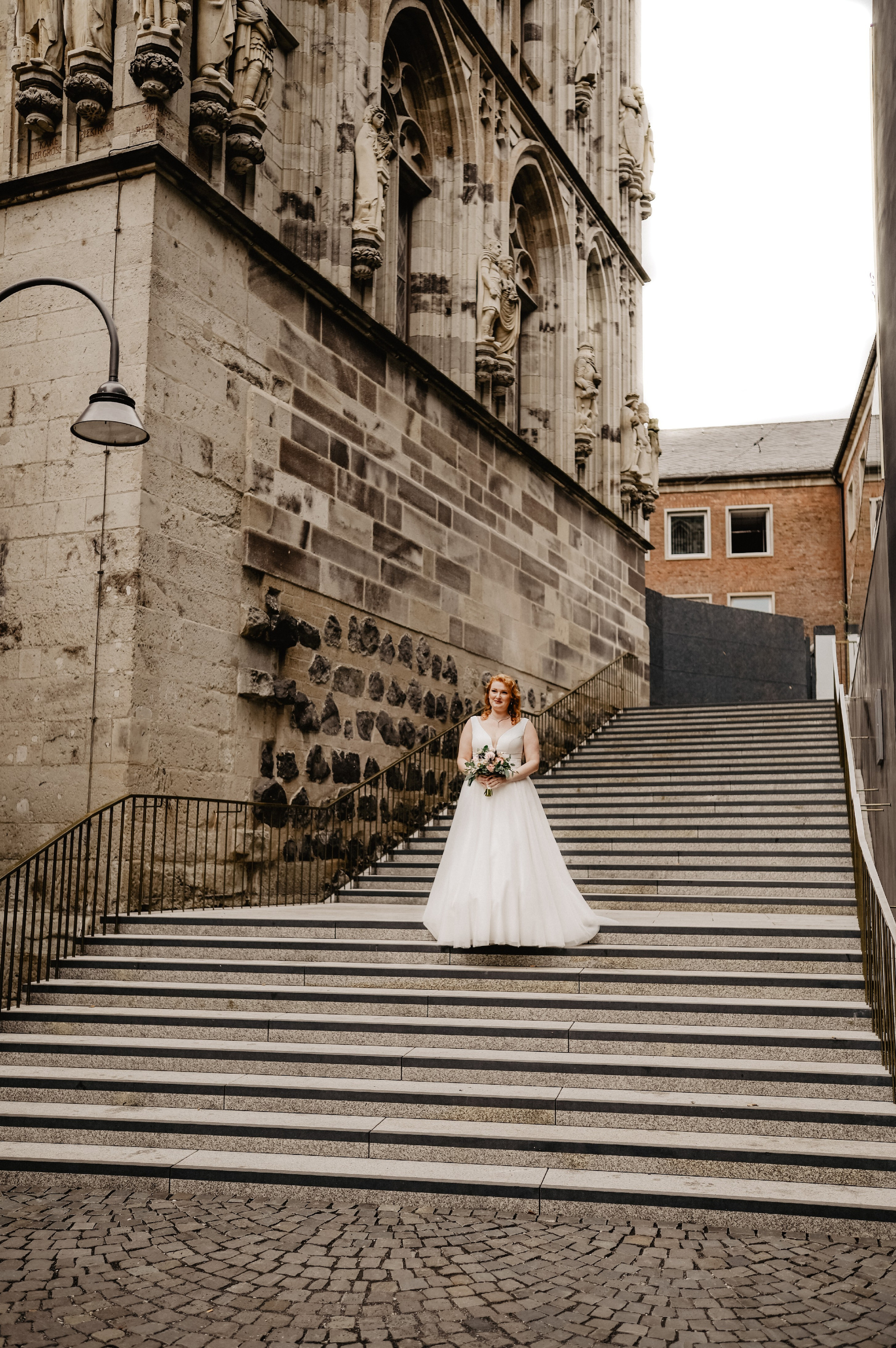 Hochzeitsfotoshooting im Standesamt Rentkammer am Heumarkt in Köln