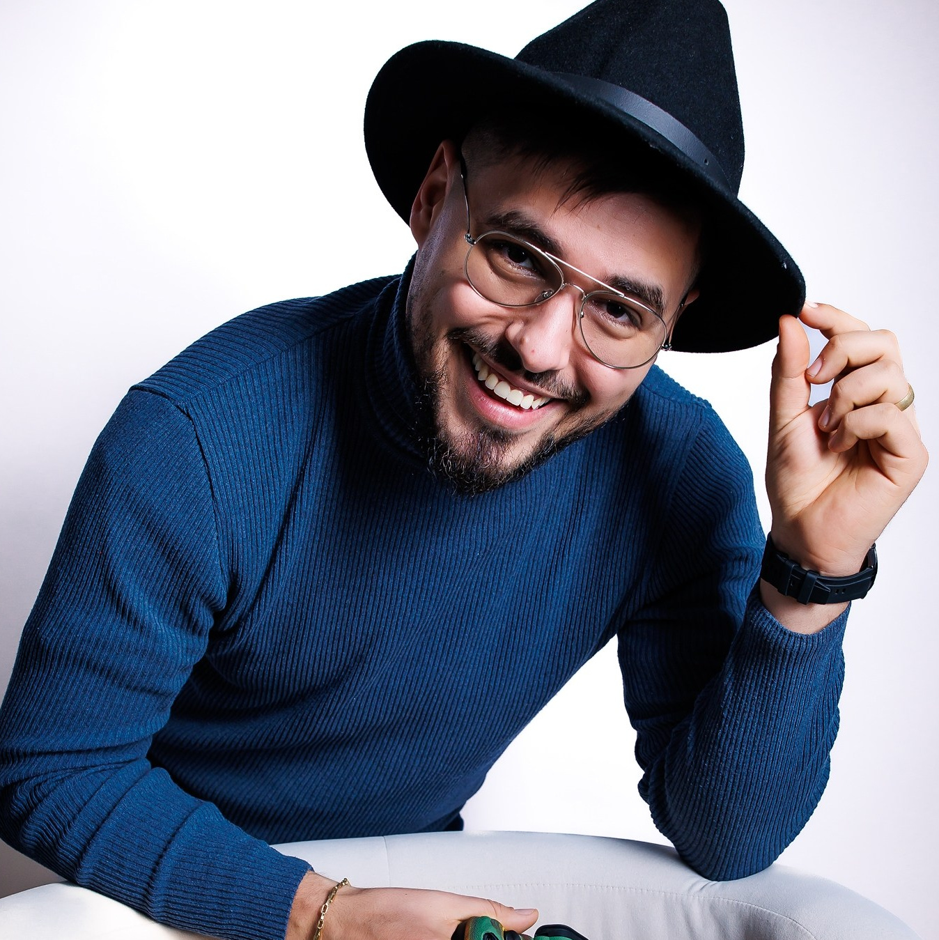 Despre Noi. Dream Studio Galați – ședințe foto profesionale pentru familie, portrete și evenimente