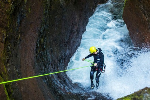 NEW РОДИТЕЛЬ И ПОДРОСТОК. Семейные лагеря в Европе с Ниной Янечковой и Ириной Зиновьевой