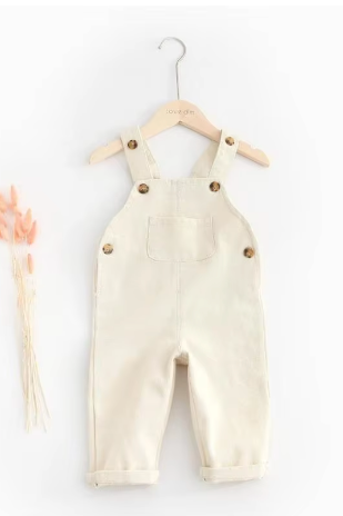 Cake smash outfits for boys. Newborn and family photographer. Hills District. Sydney