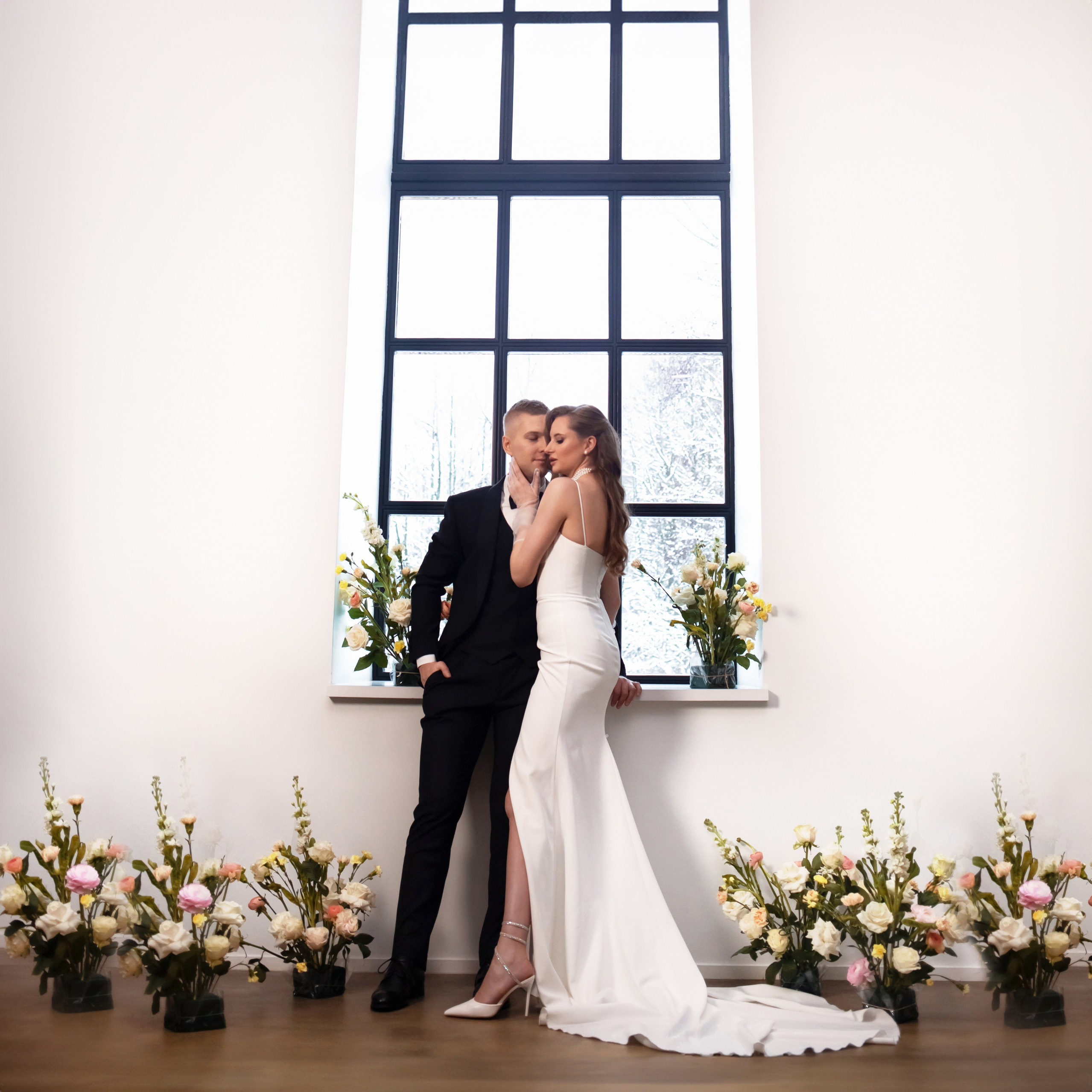 Tender wedding photo shoot. Destination Wedding & Proposal Photografer in Costa Blanca