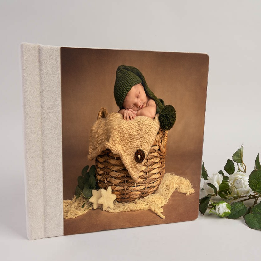 Newborn photo session Stevenage, Hertfordshire. Photographer. Stevenage, Hertfordshire family, maternity and newborn photographer