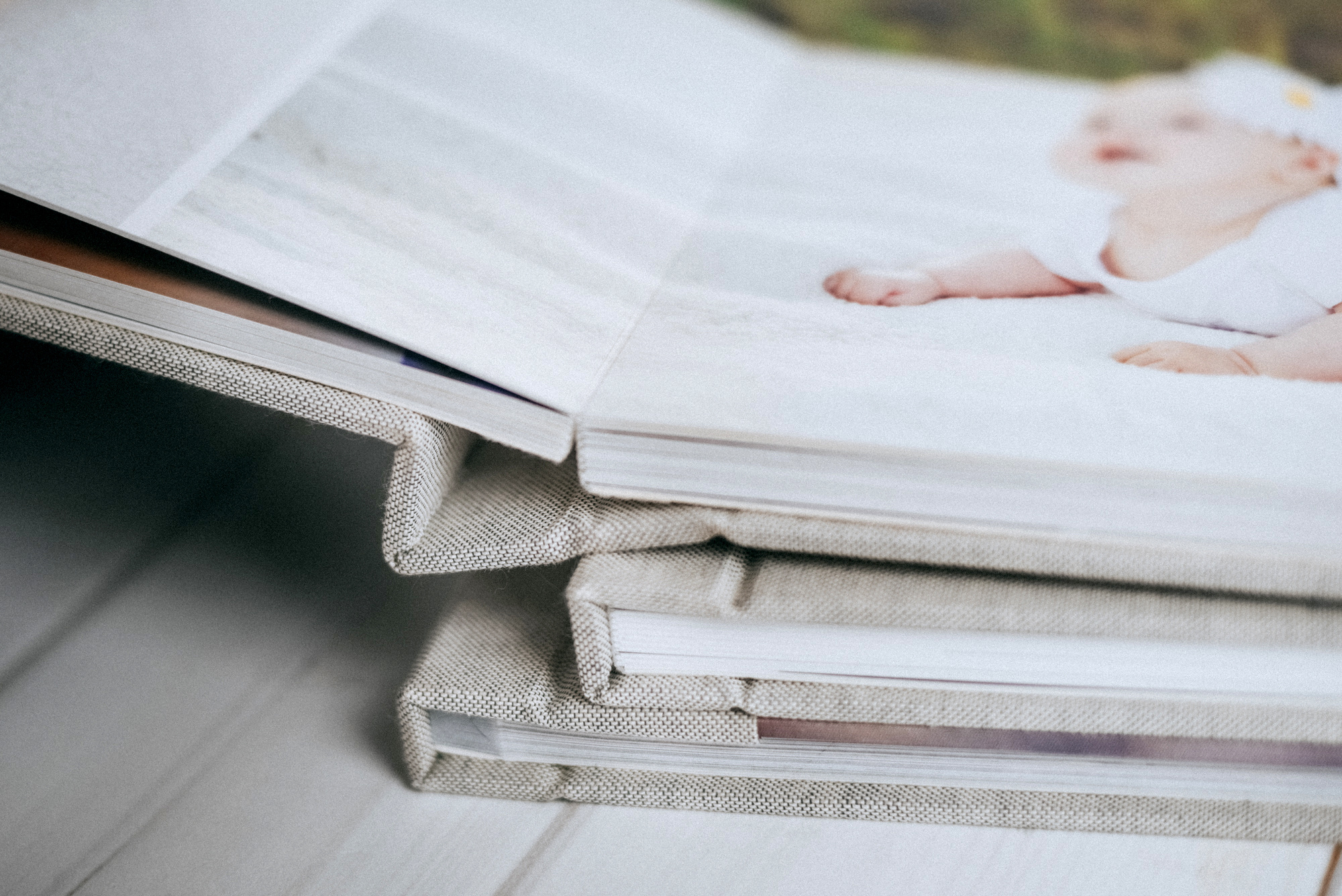 Family and children’s photo session packages. Photographer Katia Velich Toronto Oakville GTA