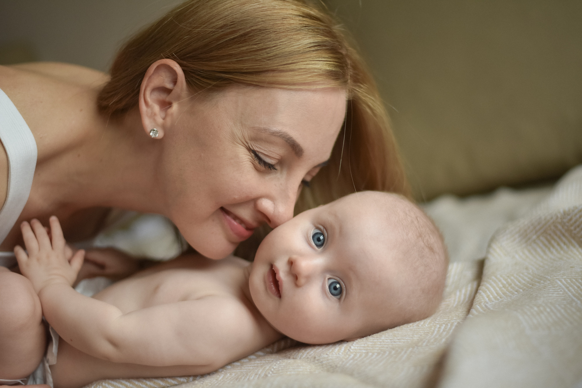 Family and children’s photo session packages. Photographer Katia Velich Toronto Oakville GTA