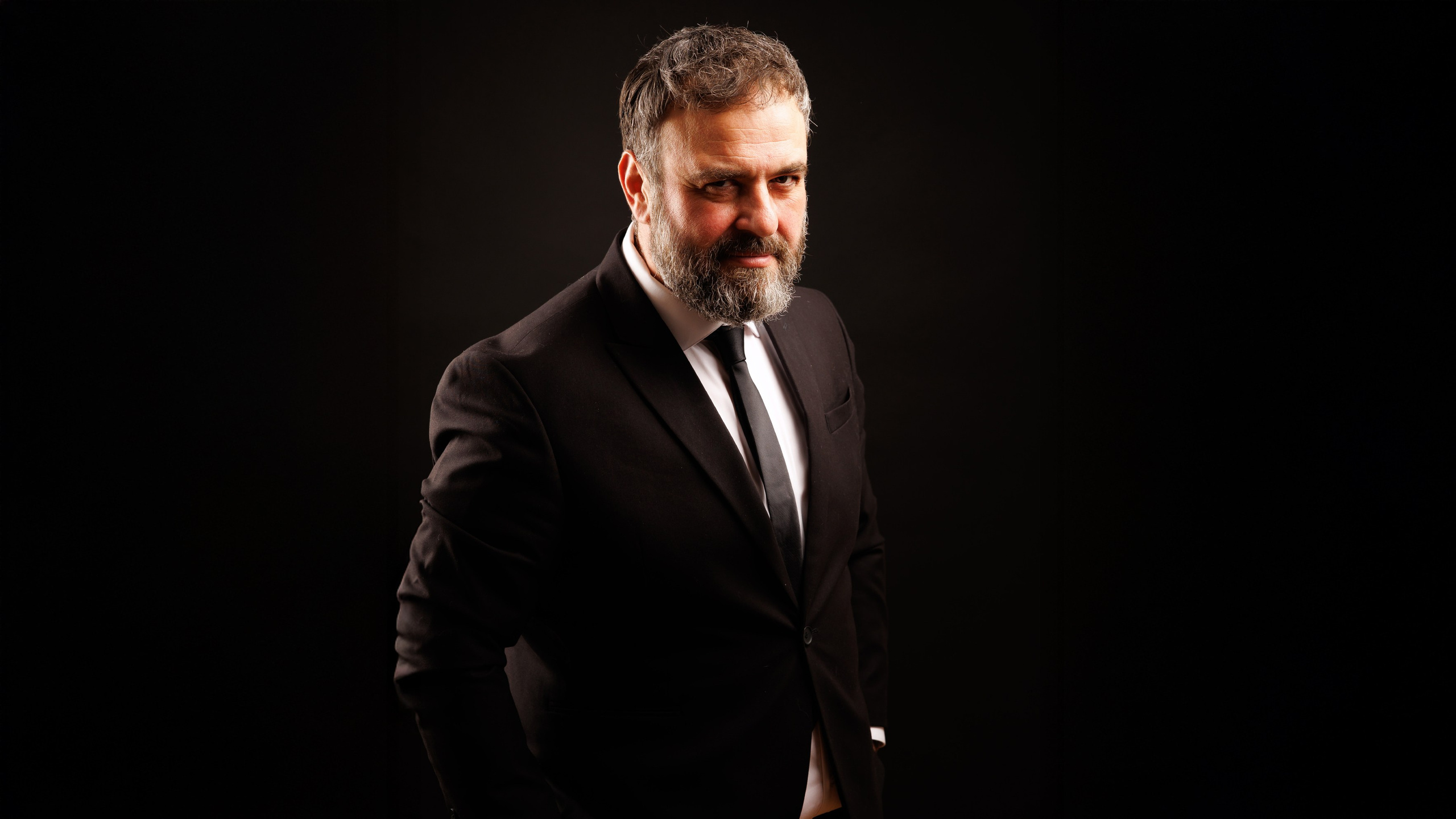 Cum alegi fotograful de nuntă? Ghid complet pentru viitorii miri din Galați