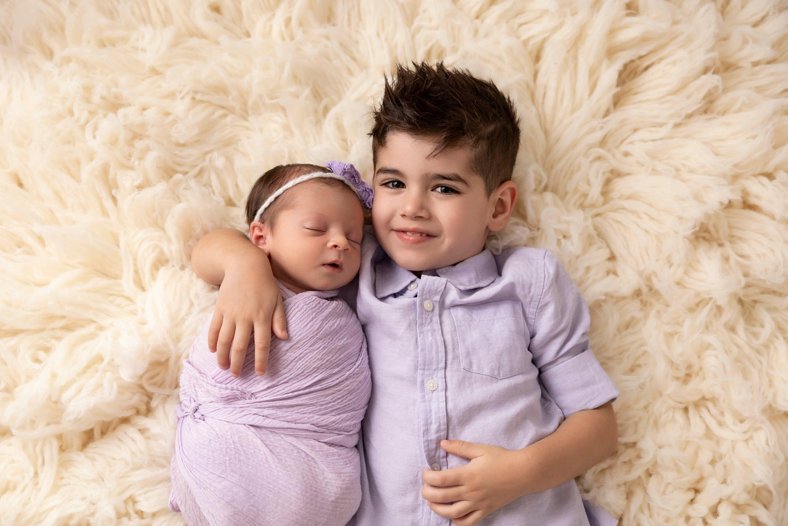 newborn and siblings photoshoot