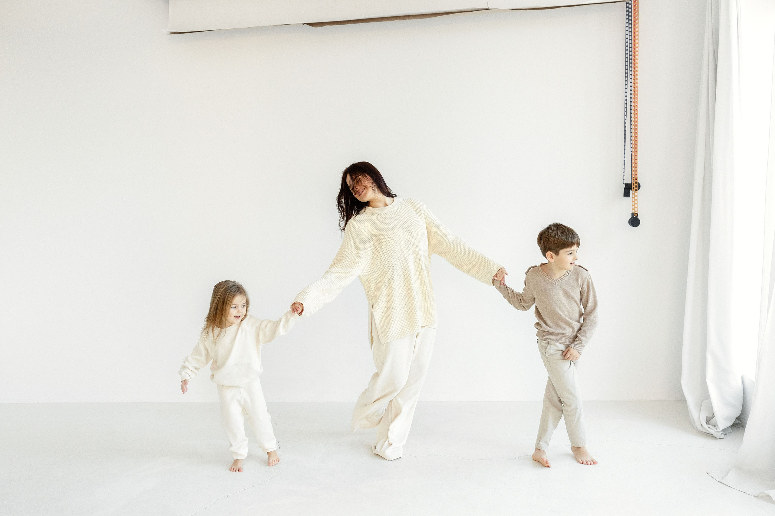 Studijinės fotosesijos. Šeimos ir vaikų fotografė Klaipėdoje Kira Krasnaja