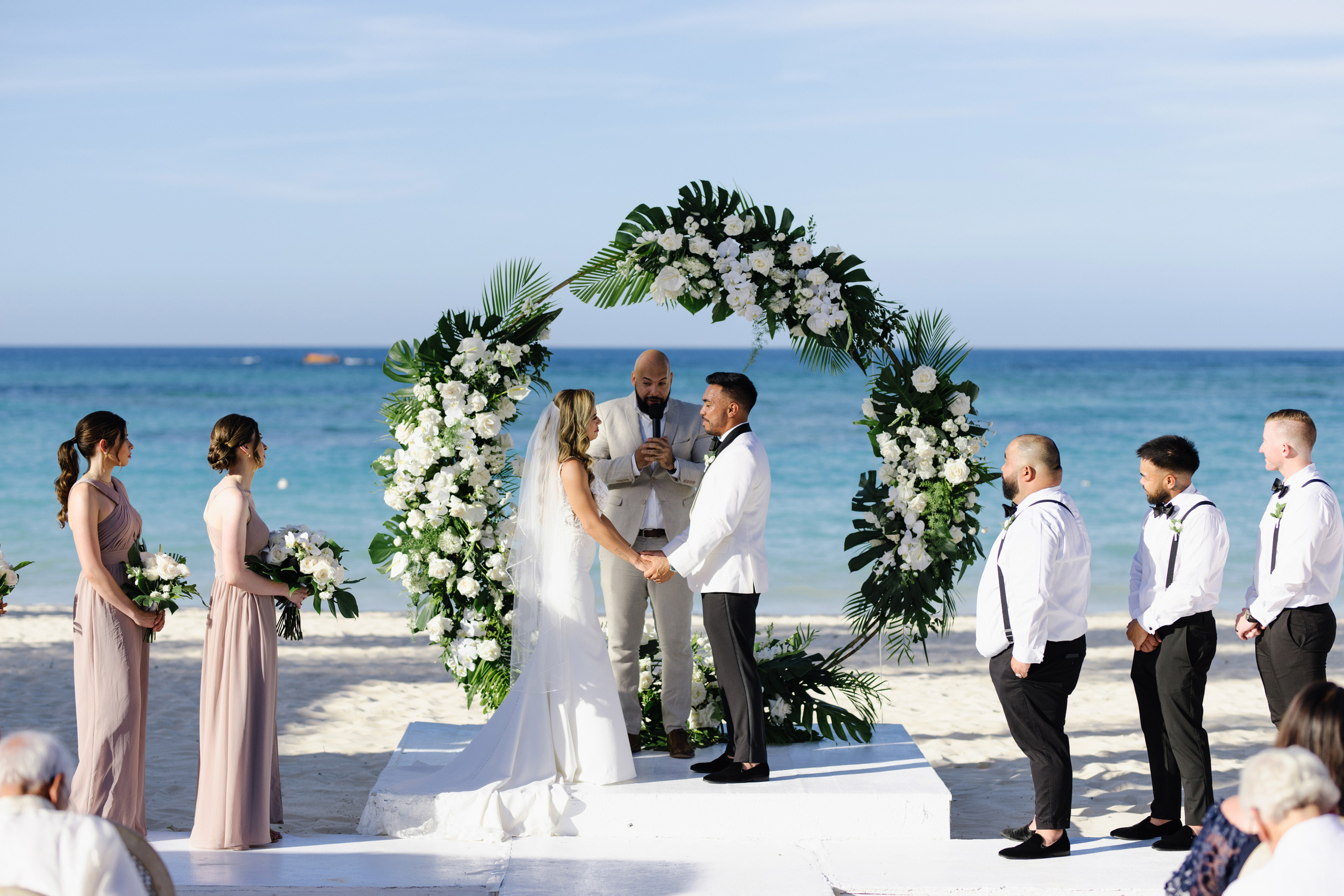 Kukua Beach Club and wedding packages