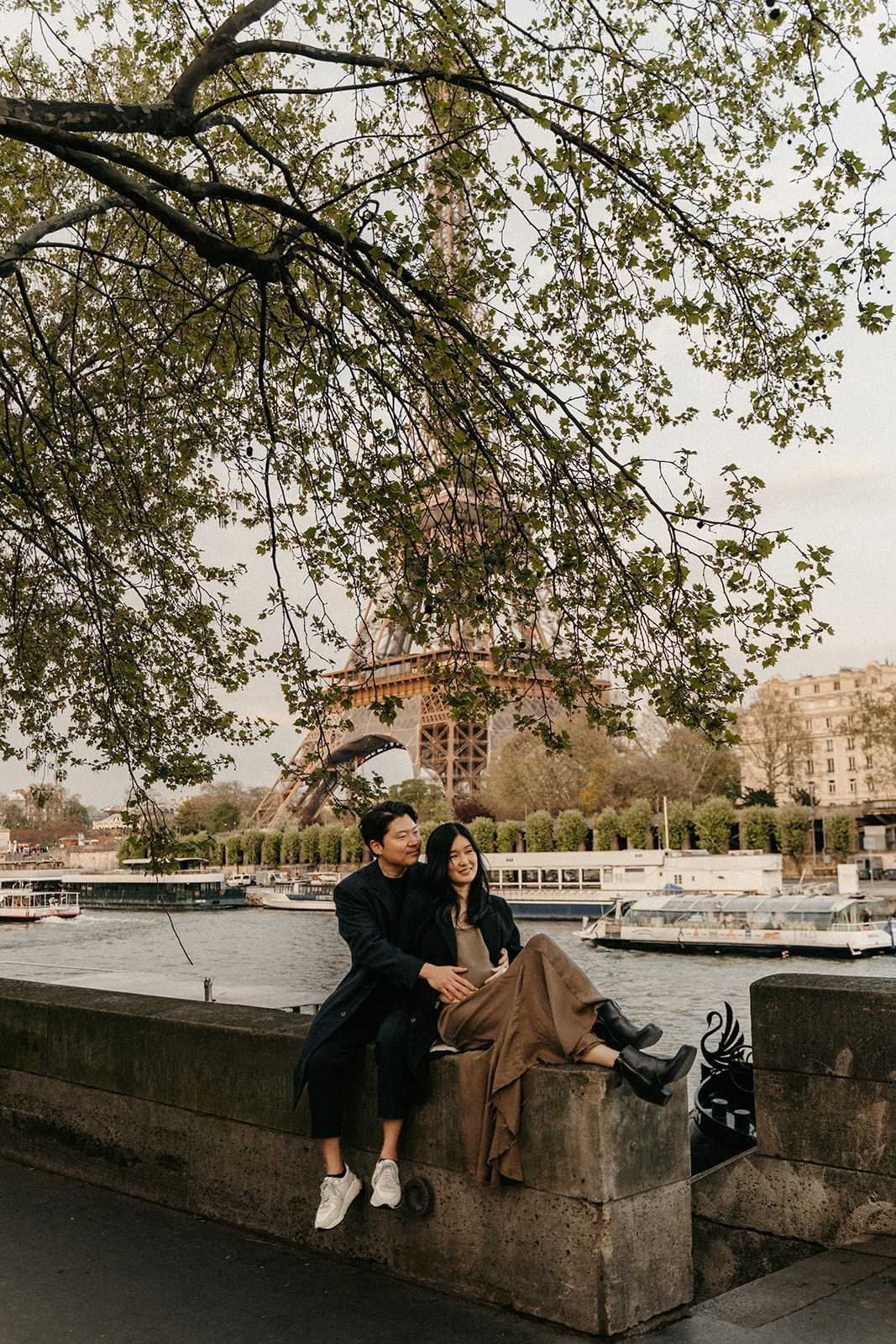 Babymoon Photoshoot in Paris: What to Wear, Plan & Capture the Magic! 🍼✨. Photographer in Paris Yulia Shkadina | Couples, engagement, pre-wedding, individual photo-shoots in Paris at the best locations