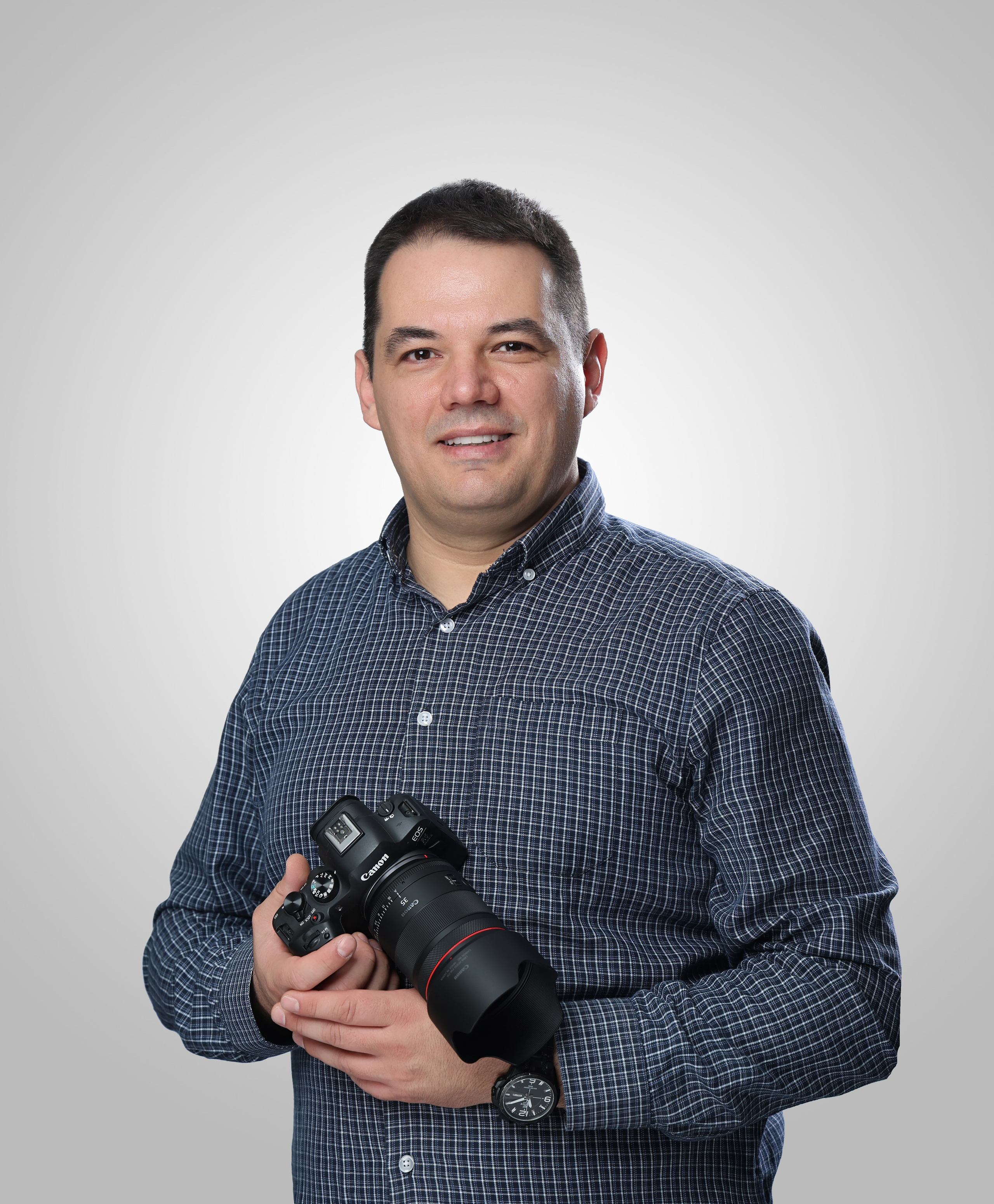 About me. Wedding fotograf u Srbiji – Bojan Vijatov