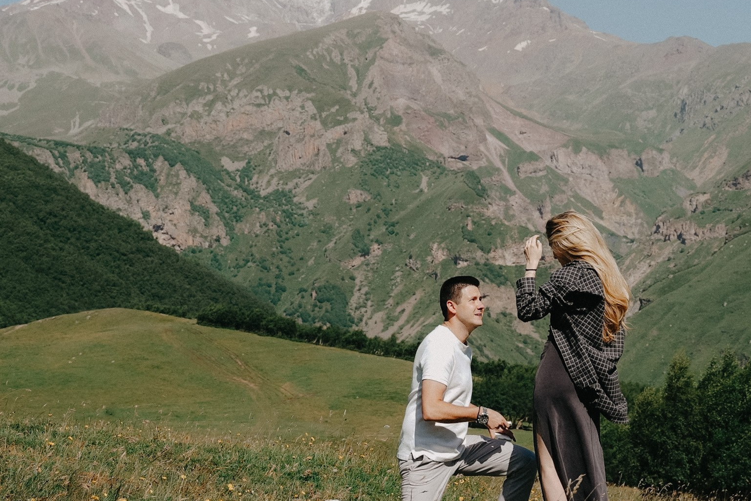 Фотосессии в Грузии — услуги и цены | свадьбы, пары, предложения. Фотограф в горах Грузии | Казбеги Гудаури Тбилиси