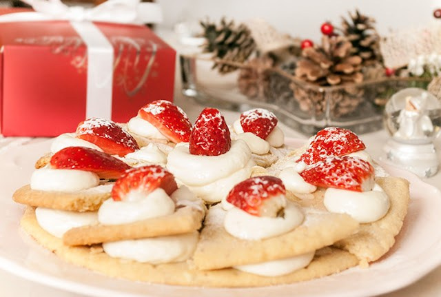 Shortcake with Cream and Strawberries