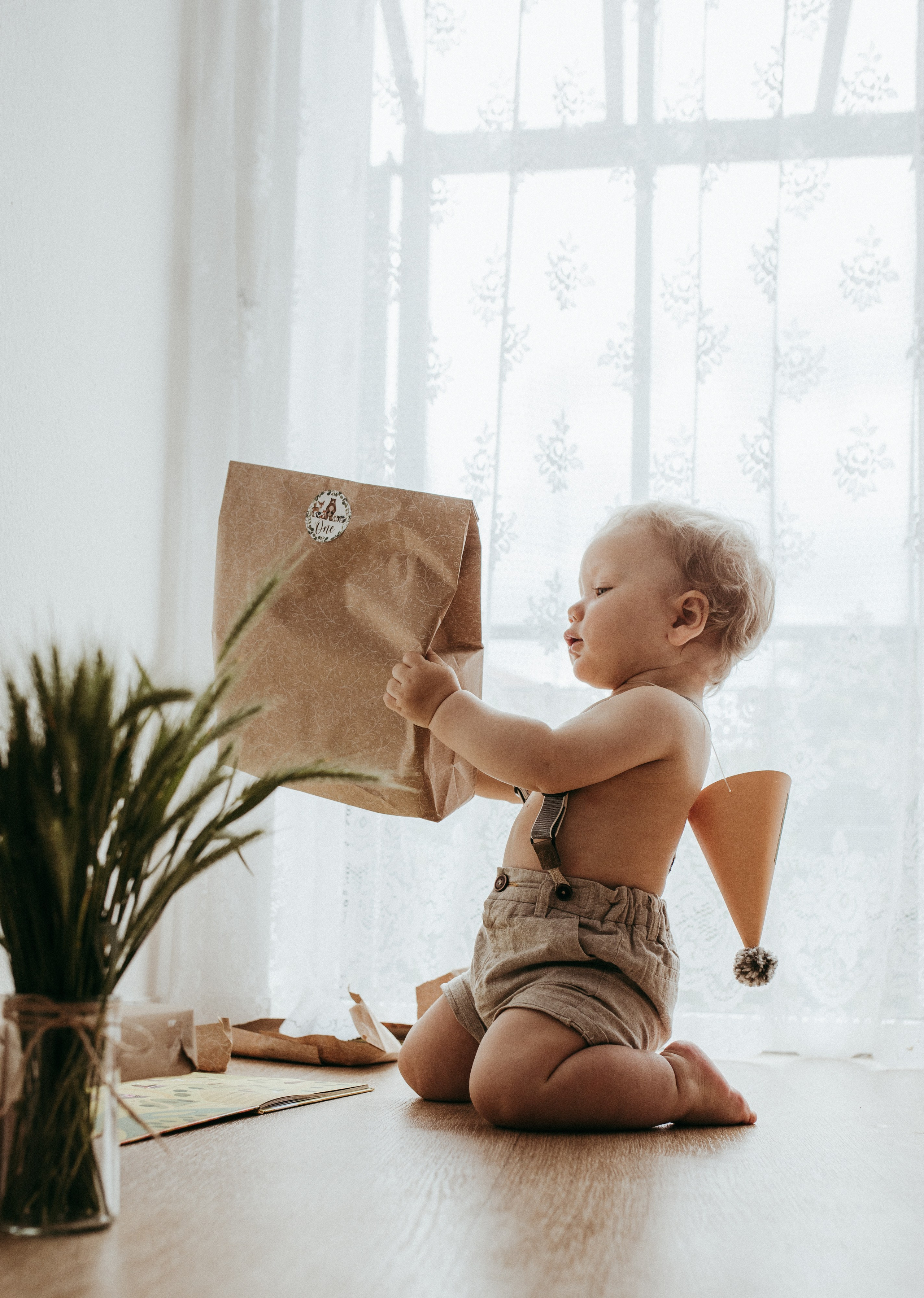 Natürliche Familienfotos zu Hause – entspannte Atmosphäre für Babys und Eltern in der Pfalz