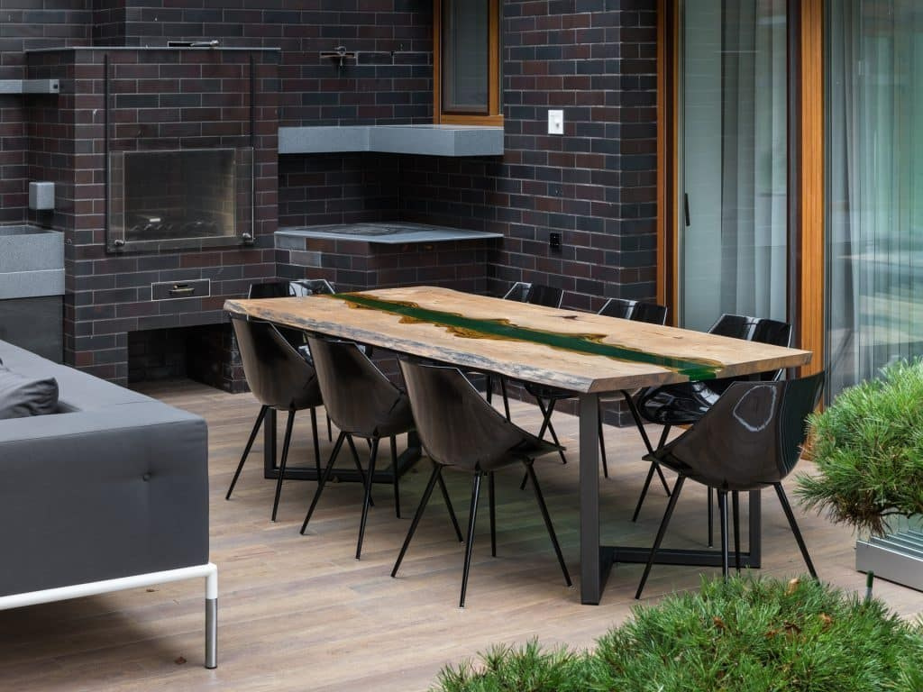 LAKE HOUSE IN LATVIA