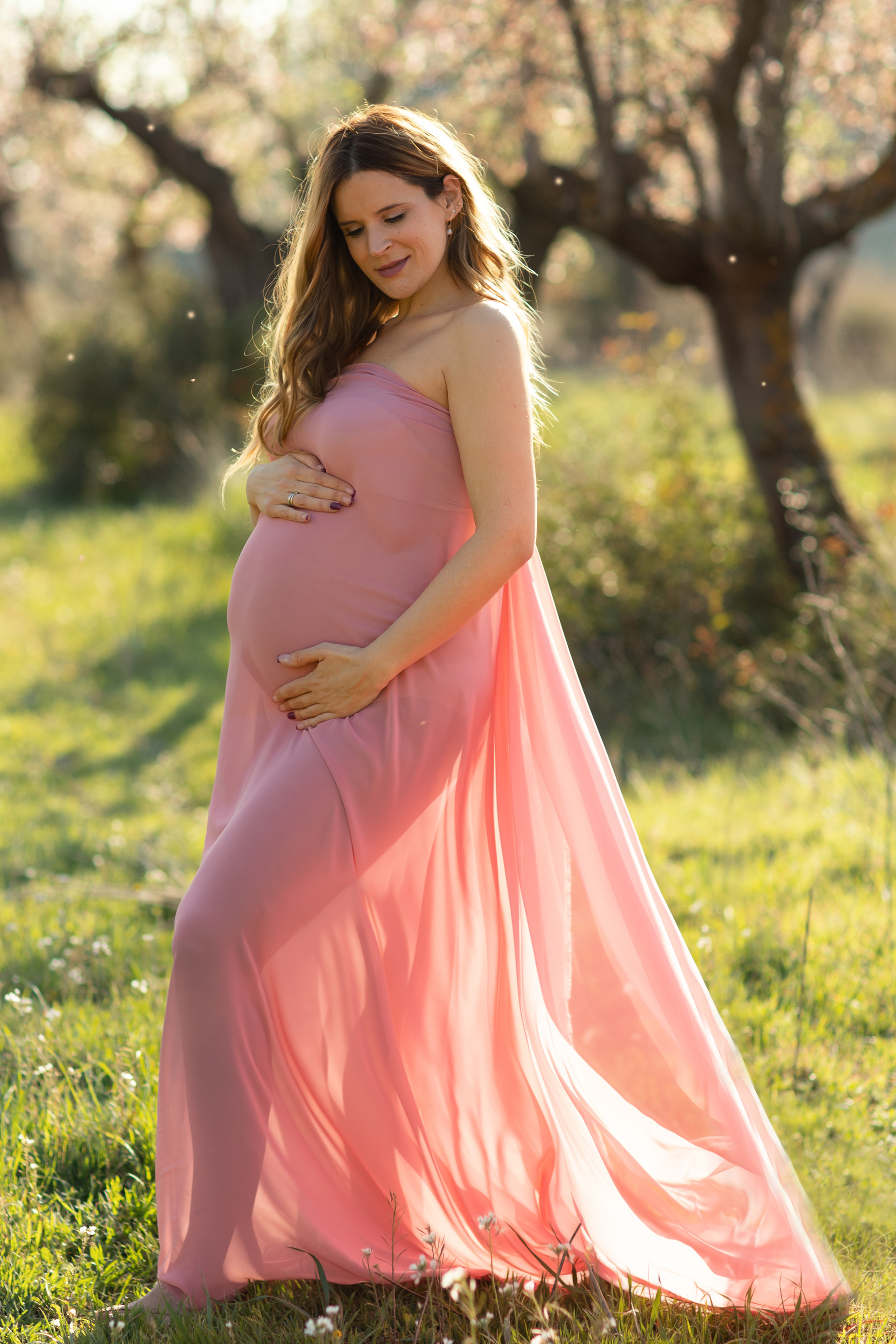 Premamá en Exterior. Fotografía de Eventos, Embarazo y Familiar en Pirineos