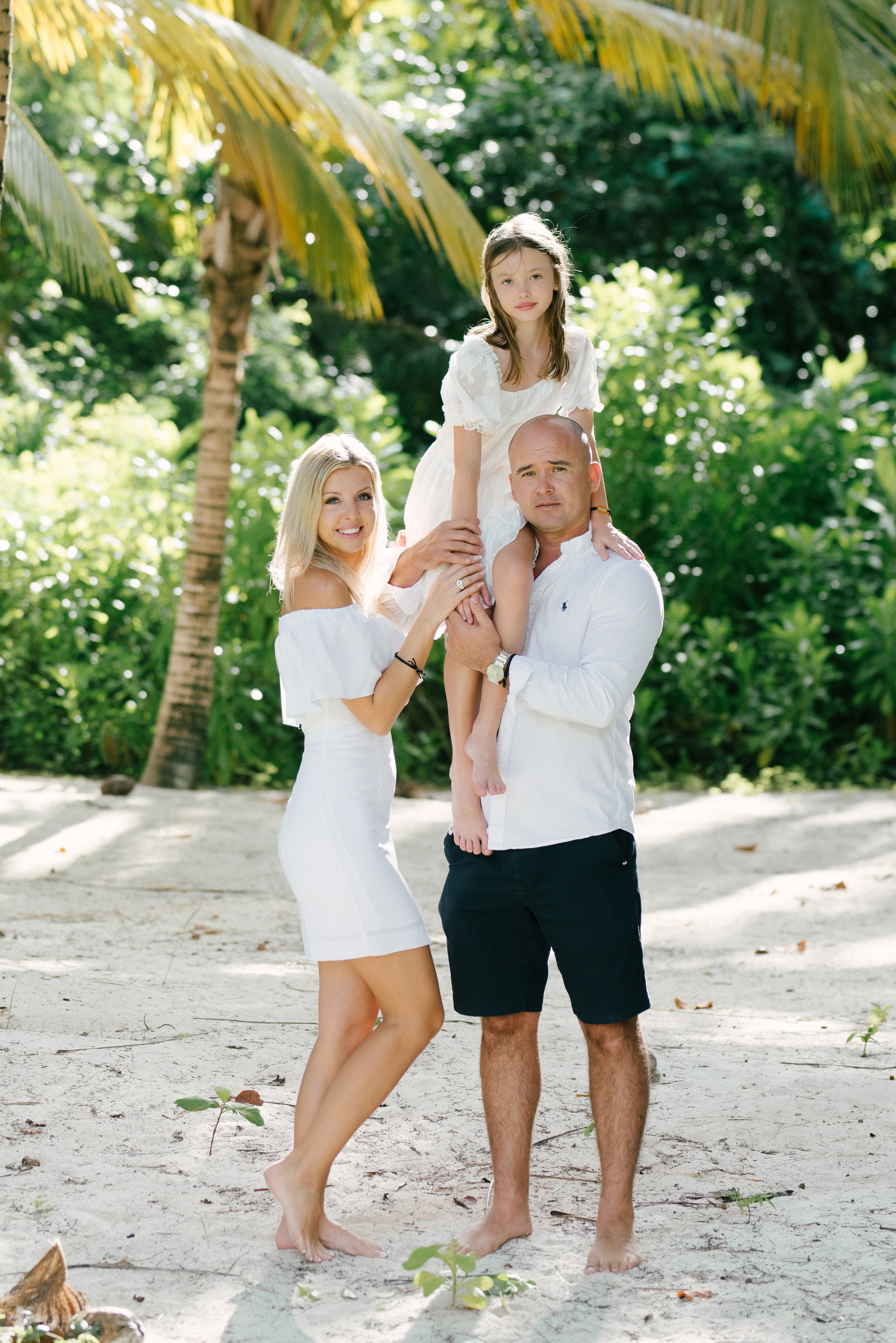 Punta Cana Family Photoshoot Rates |Family Photography Prices in Punta Cana l Affordable & Professional. Punta cana wedding family fashion photographer dominican republic, destination wedding photographer, elopement photography Punta Cana