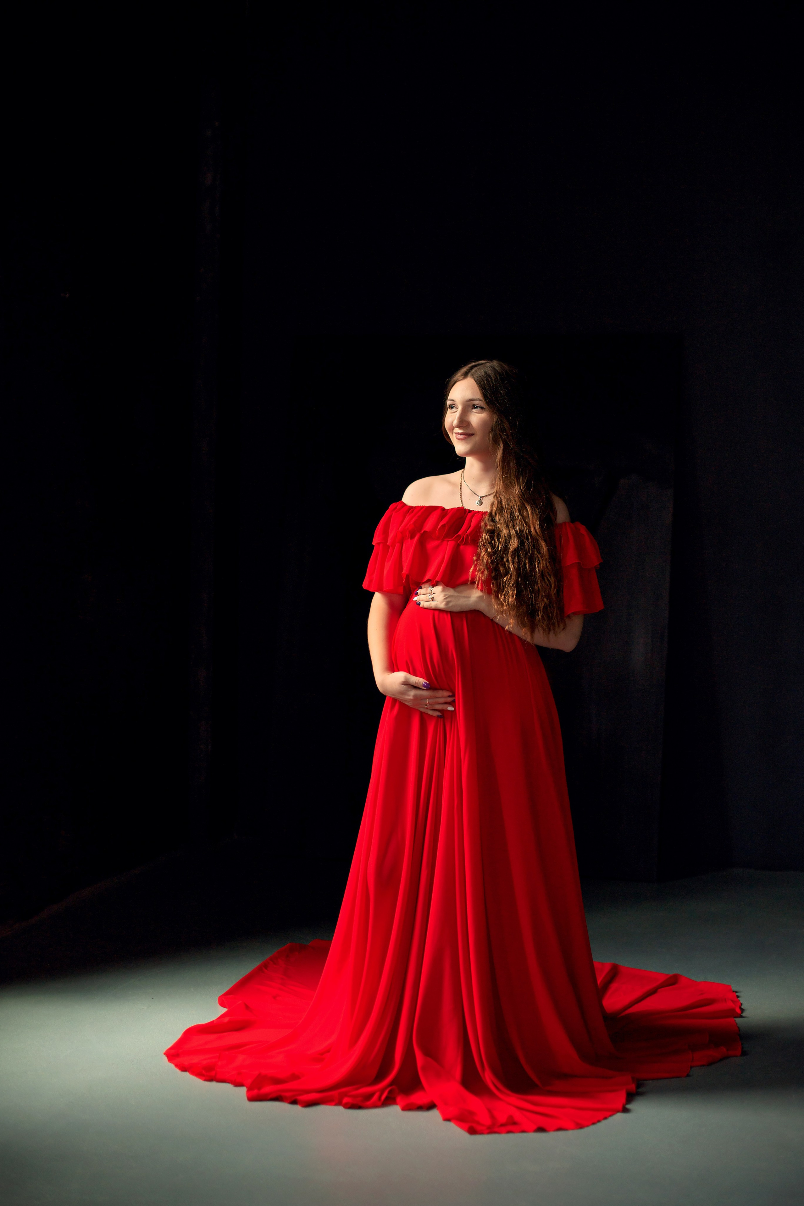 Maternity clothes. Best Family Photographer in Wroclaw Anna Tsukanova