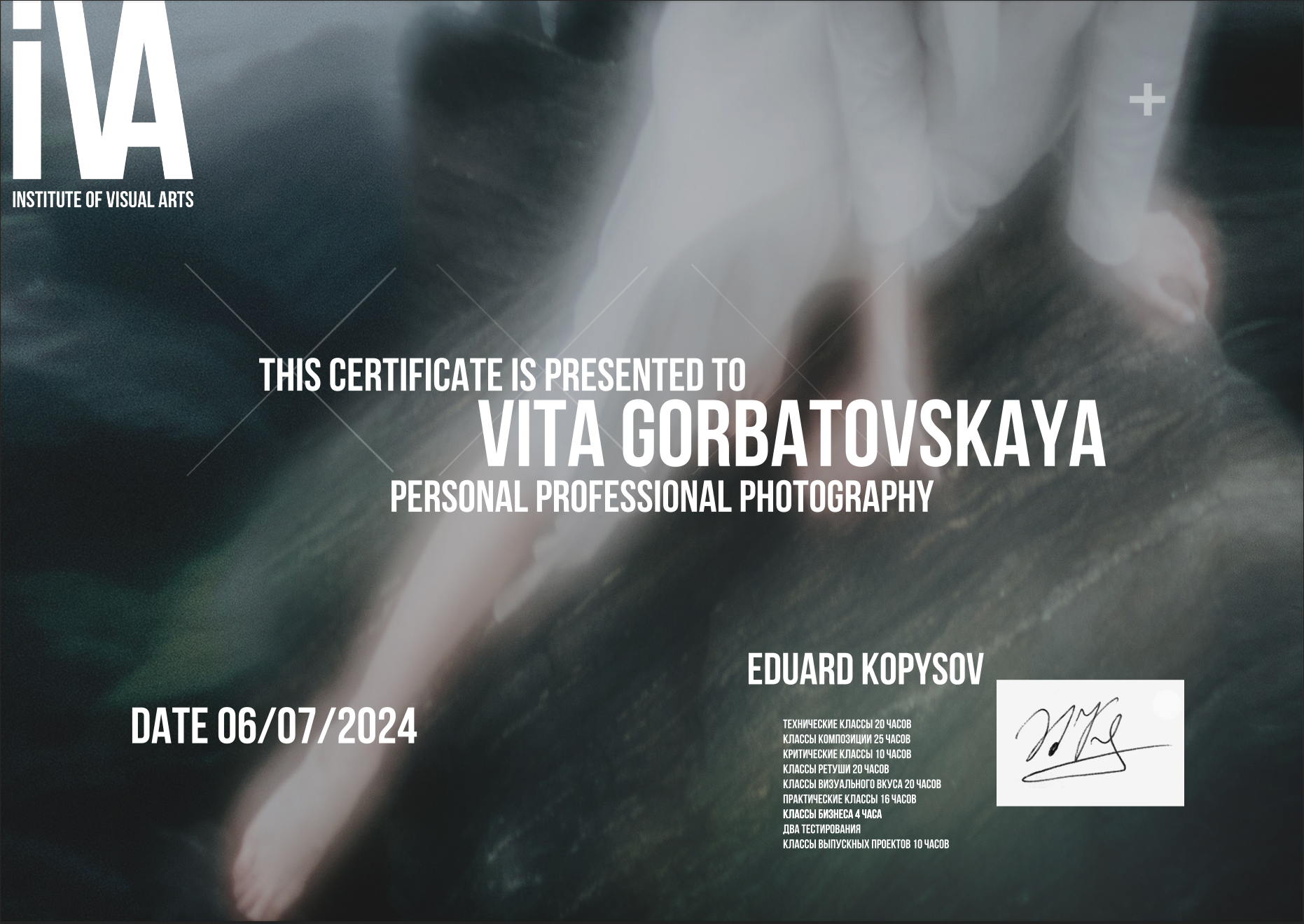Contact. Vita | Photographer