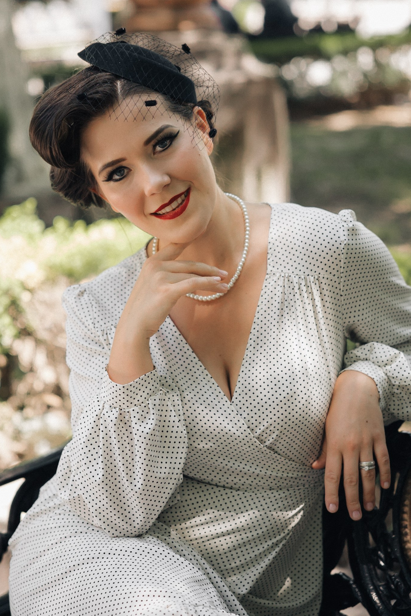 portrait photo lady in a retro dress with retro hairstyle inn a elegant dress