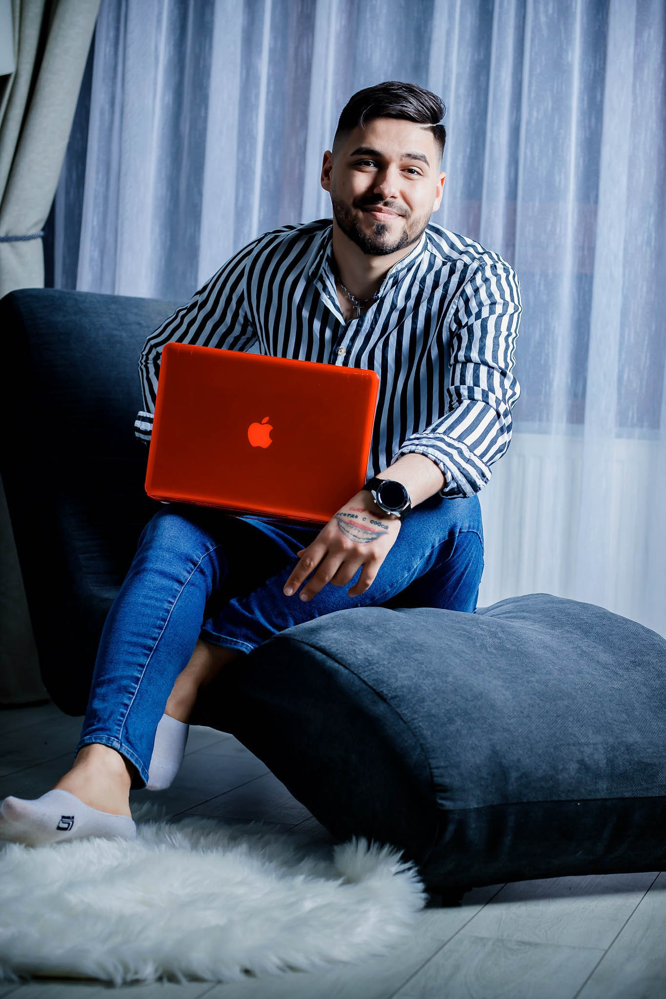 Contact. Dream Studio Galați – ședințe foto profesionale pentru familie, portrete și evenimente