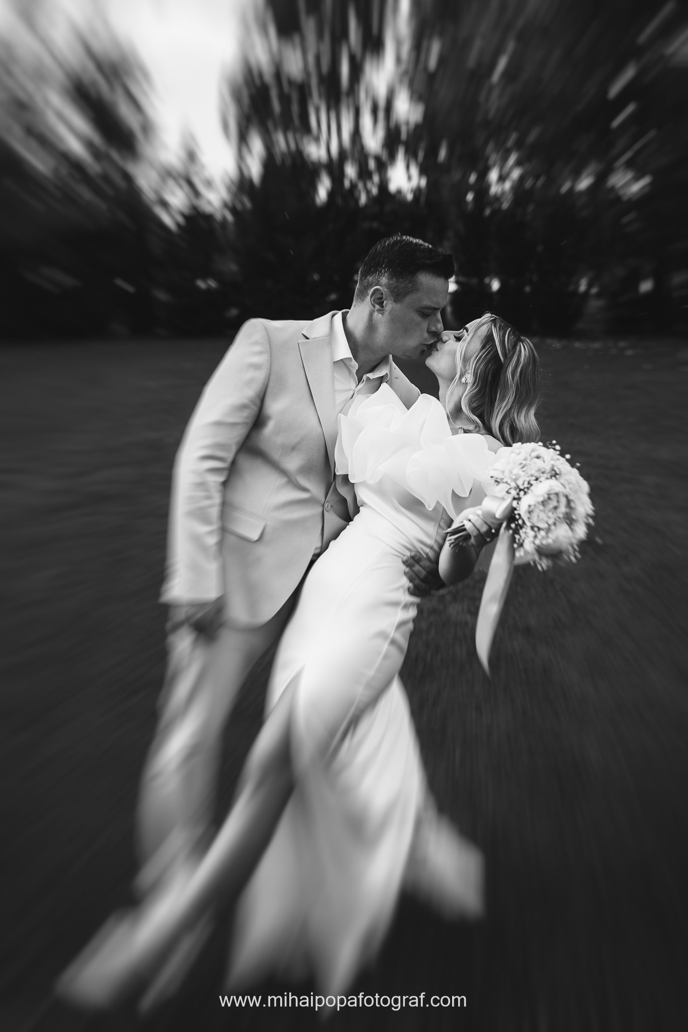 Trenduri nuntă 2026 în București | Ghid complet pentru viitorii miri. Fotograf Nuntă, Botez și Cununie Civilă în București - Mihai Popa