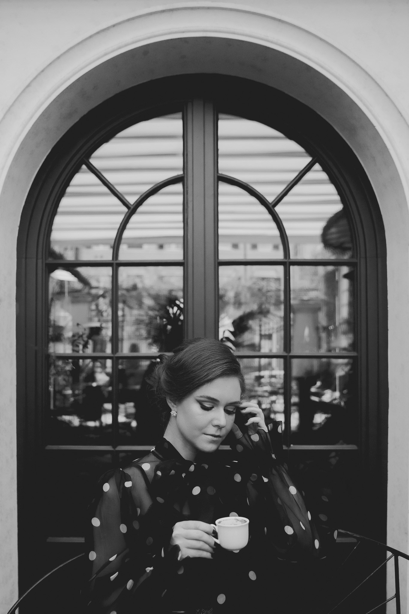 Elizaveta Razumova: Cinematic Photography for Love, Weddings, Portraits & Brands