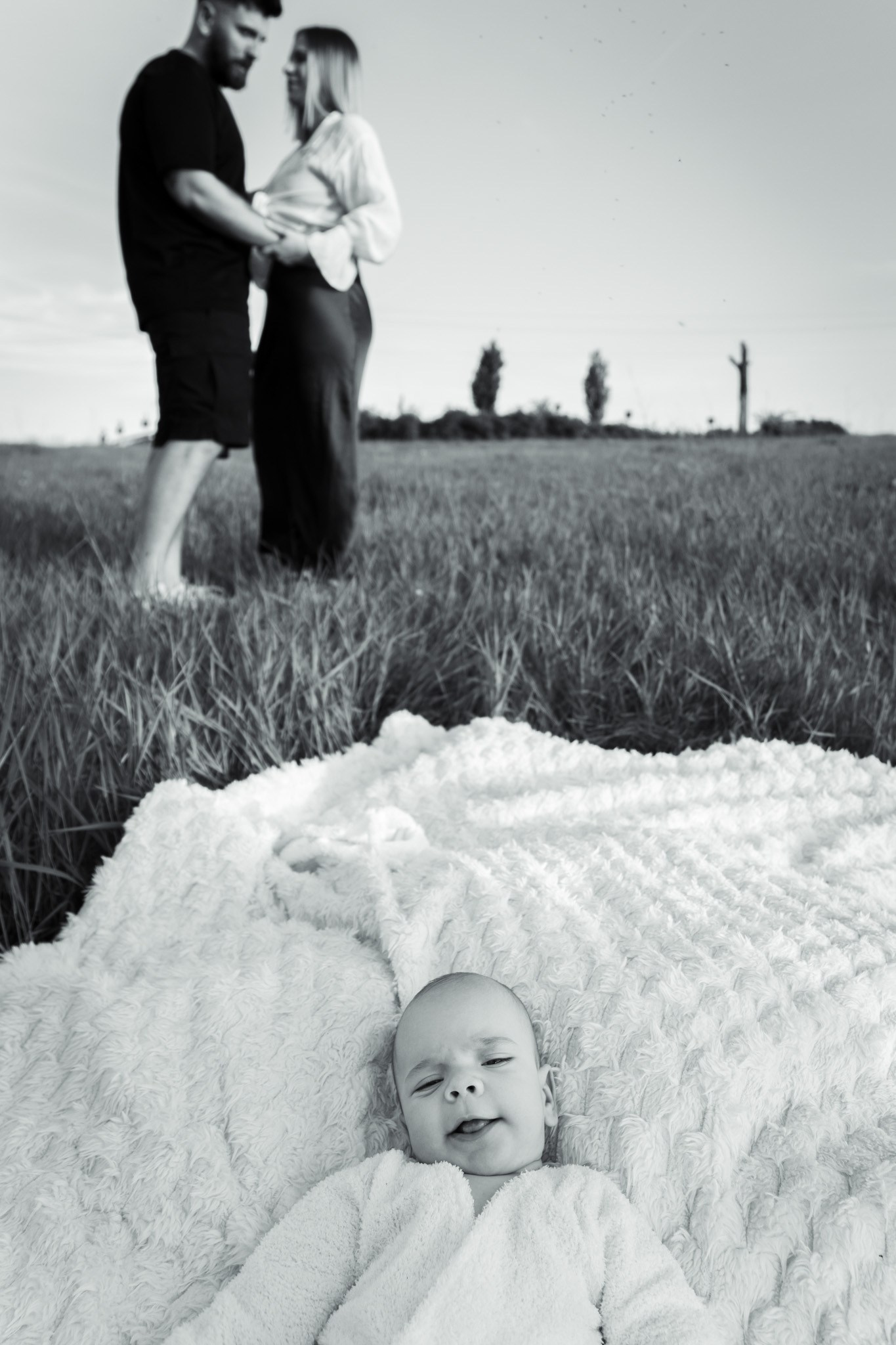 Fotografie portret familie craiova fotograf catalin glavan copii nou nascuti 