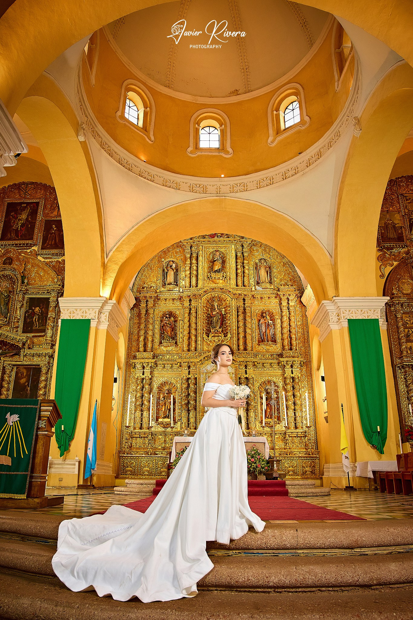 La mejor fotografía de Bodas y XV años en Olancho. Estudio Fotográfico Jafet