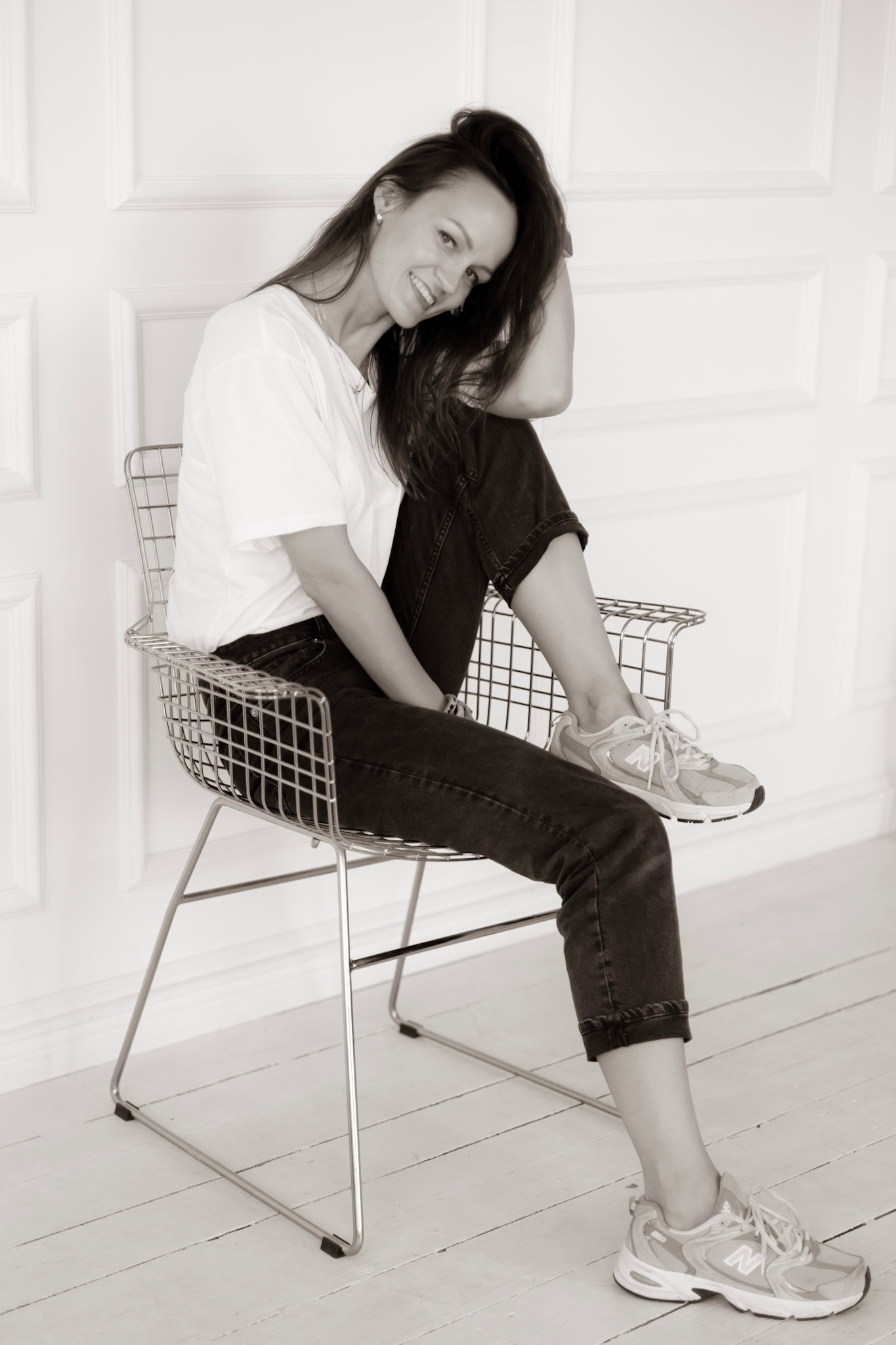 Par mani. Portretu fotosesija Rīgā| Biznesa portretu foto | Korporatīvās un darbinieku fotosesijas | Pasākumu fotogrāfs | Produktu fotogrāfs