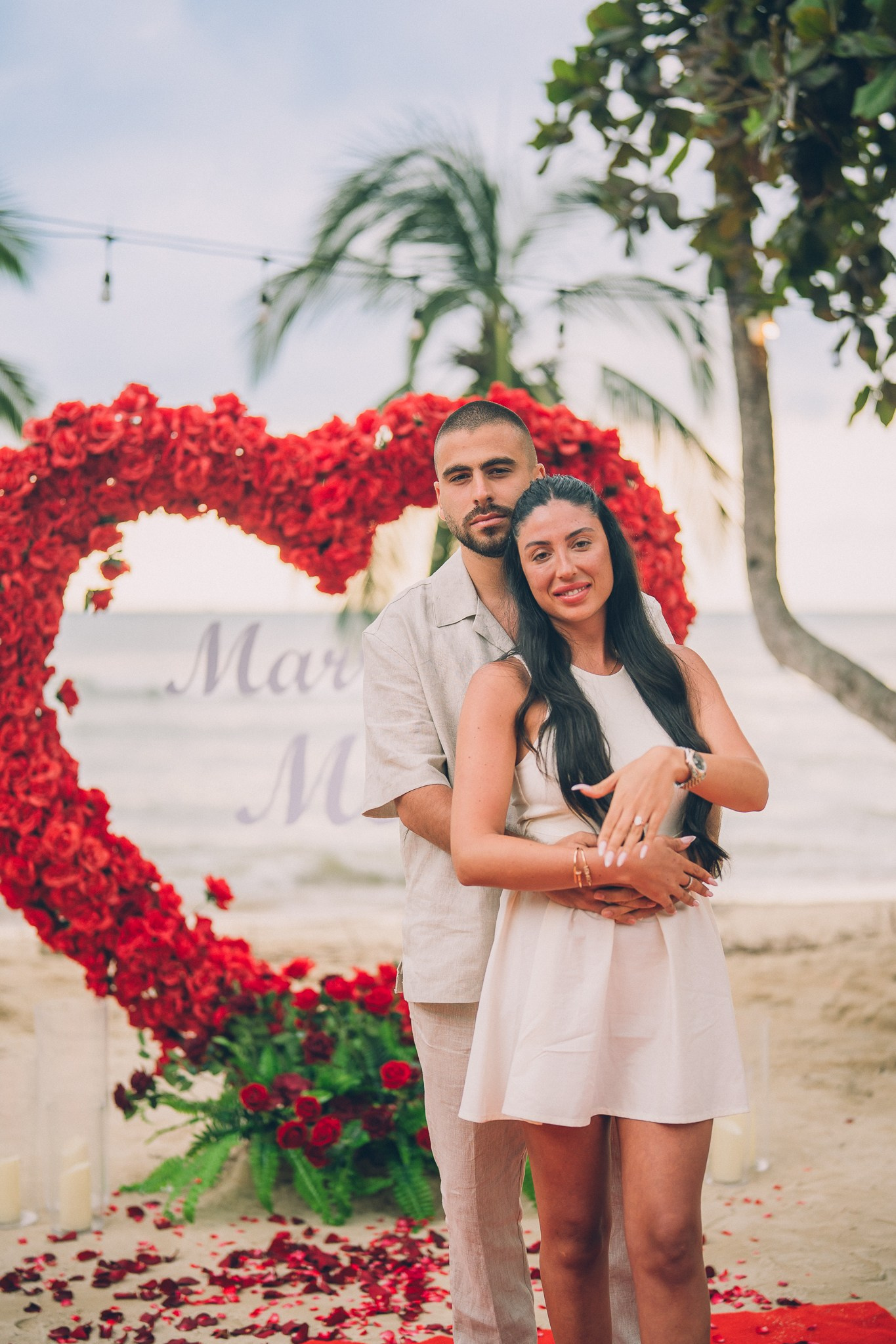 Gallery. Marriage Proposal & Romantic Beach Dinner in Pattaya