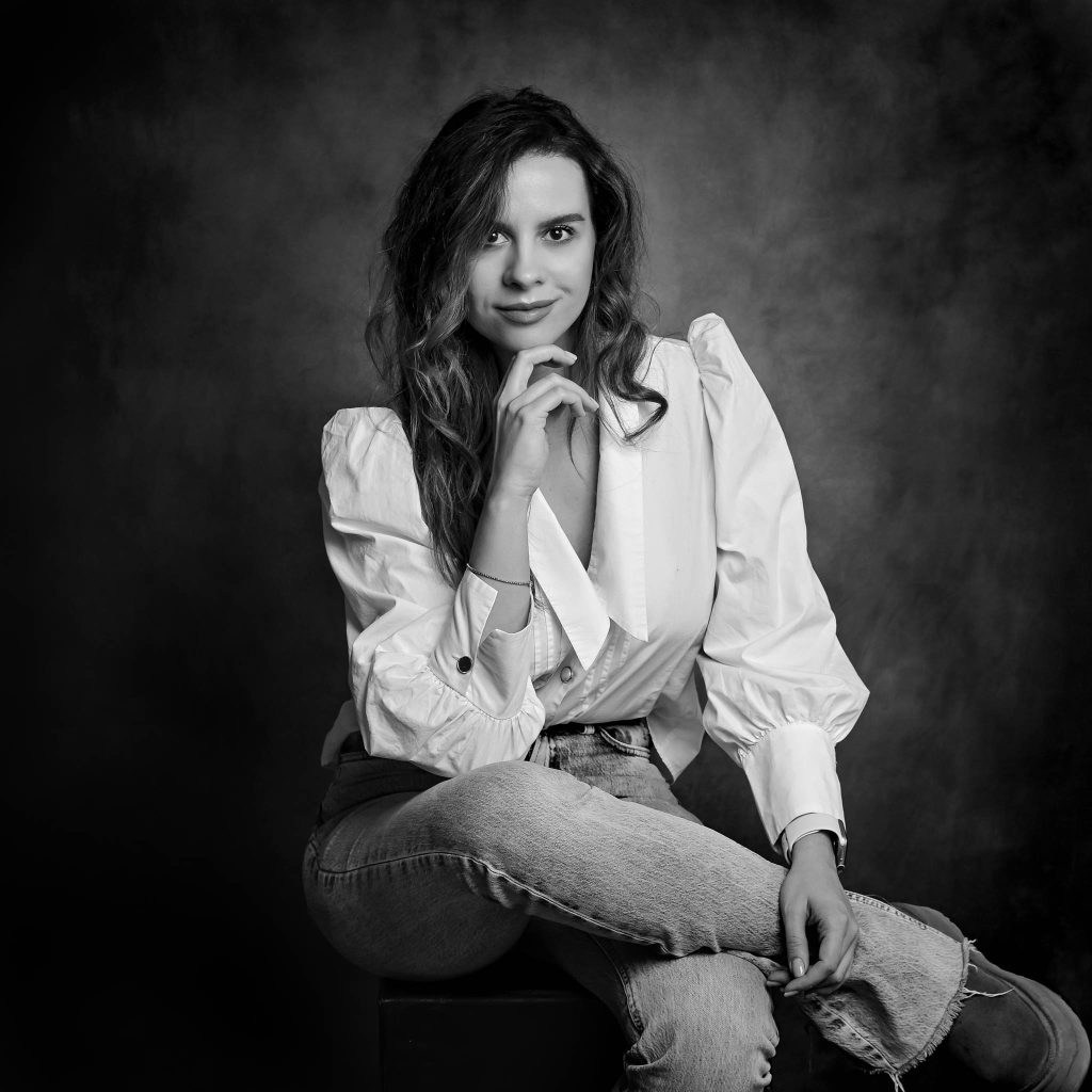 PRETURI. Bianca Bechisi - Fotograf profesionist Constanta