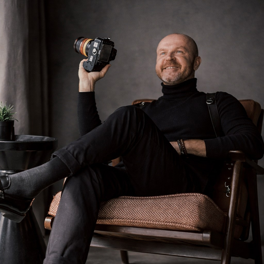 Contacts of Wedding Photographers and Videographer in Georgia and Armenia Maks Kovalenko and Lara Tatosyan. Destination Wedding Photographers in Georgia, Armenia. Maks Kovalenko and Lara Tatosyan. Wedding videographer