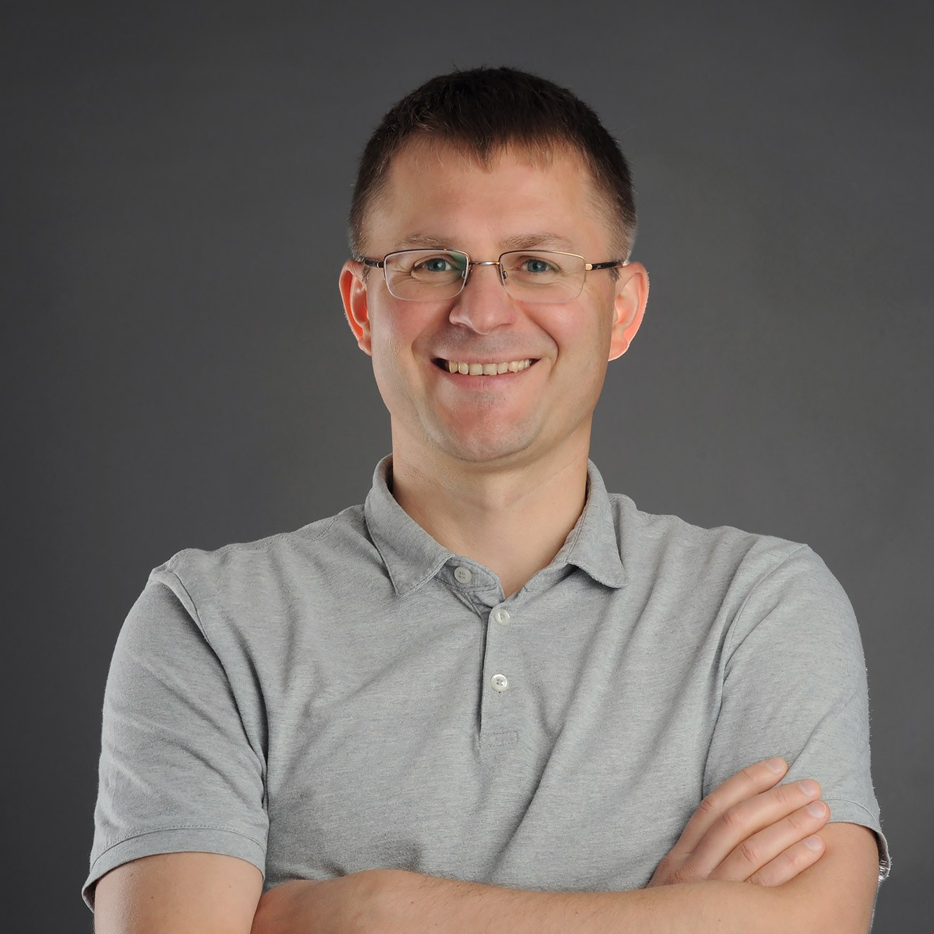 Contact - fotograf Andrei Zveaghintev. Fotograf nunta si familie in Moldova, Chisinau - Andrei Zveaghintev